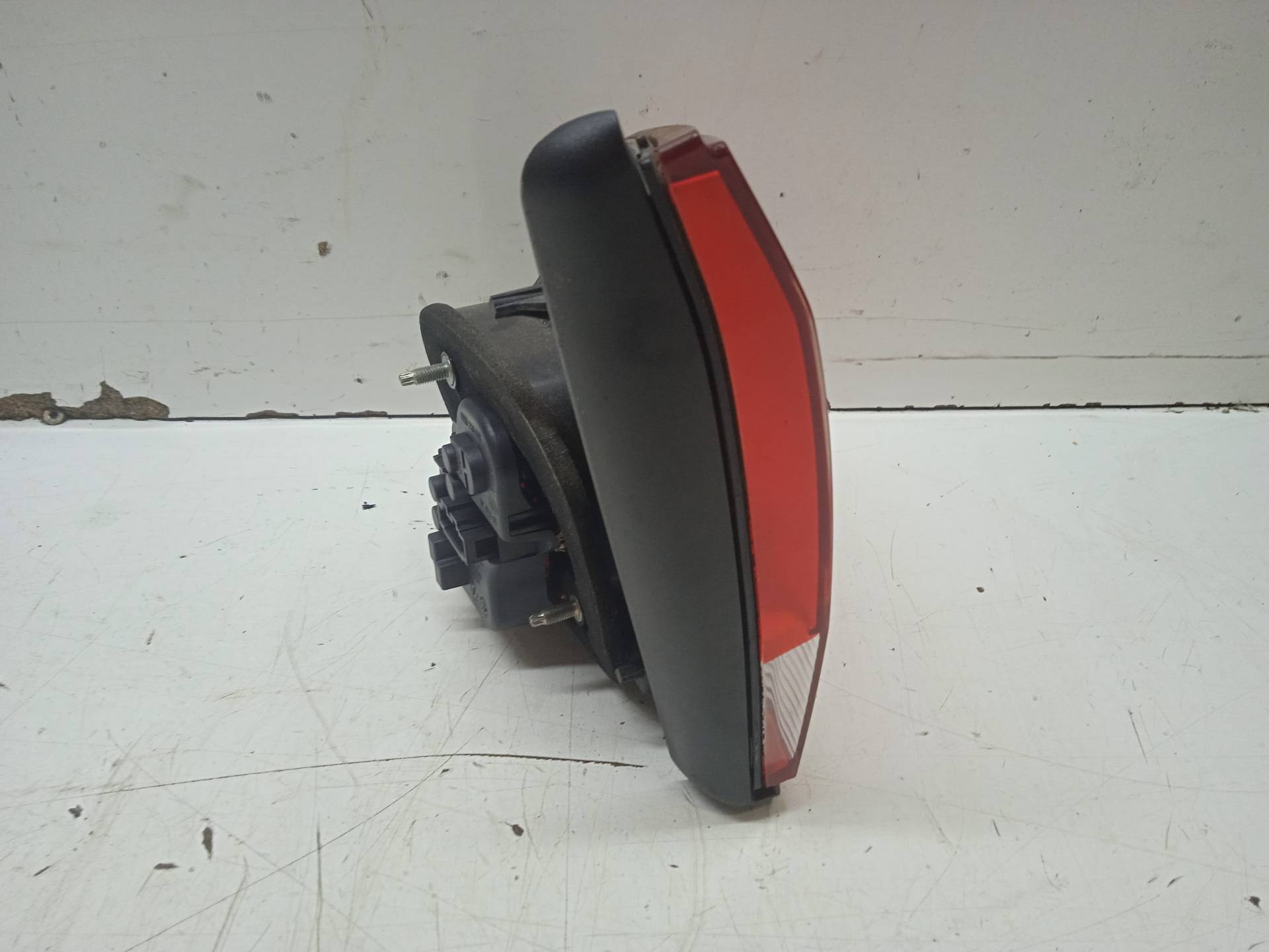 VOLKSWAGEN Golf 5 generation (2003-2009) Baklykt venstre bak 5K0945093AB 24335191