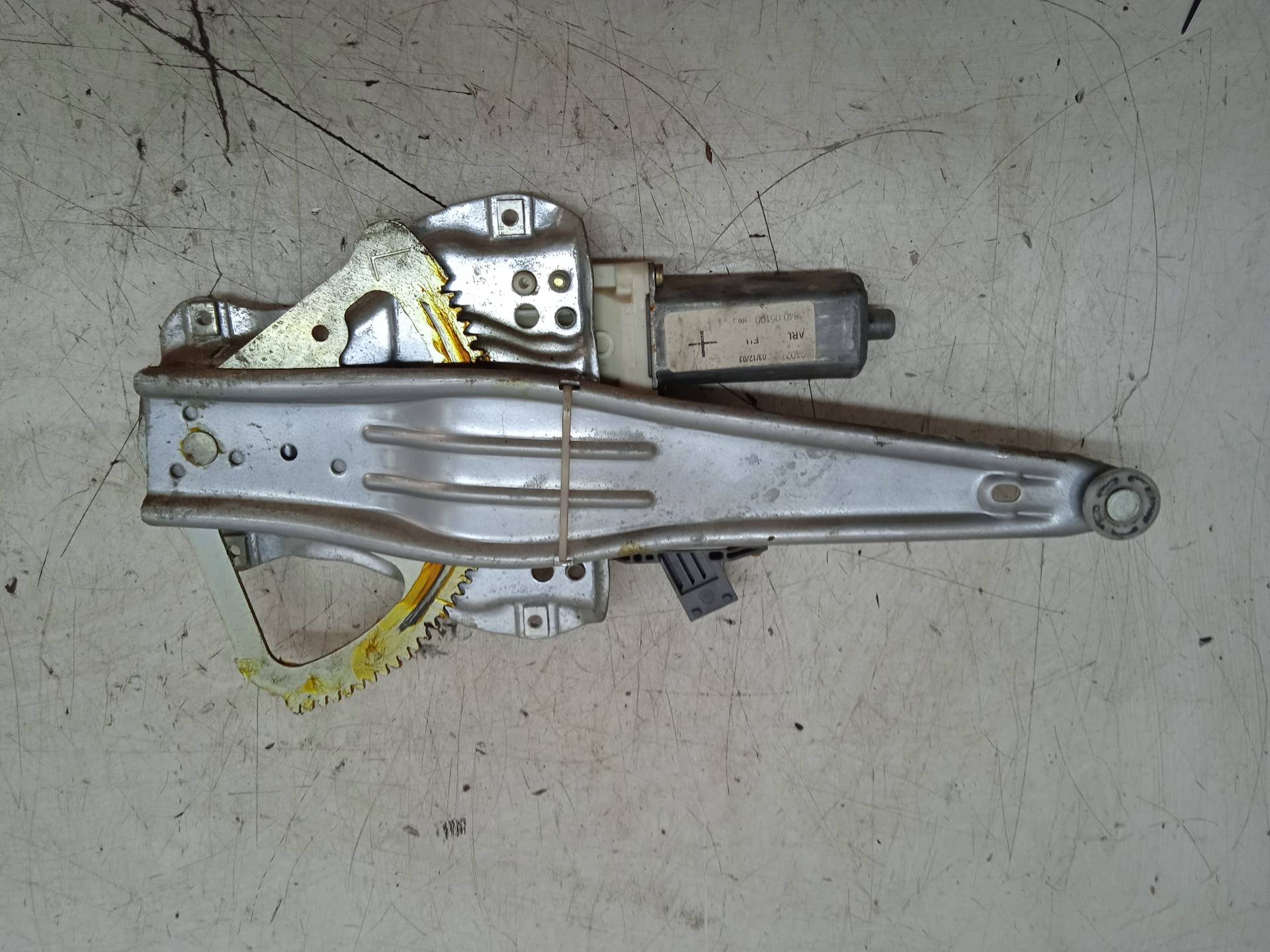 FIAT Avensis 2 generation (2002-2009) Ridicator geam ușă dreapta spate 992046100 24331629