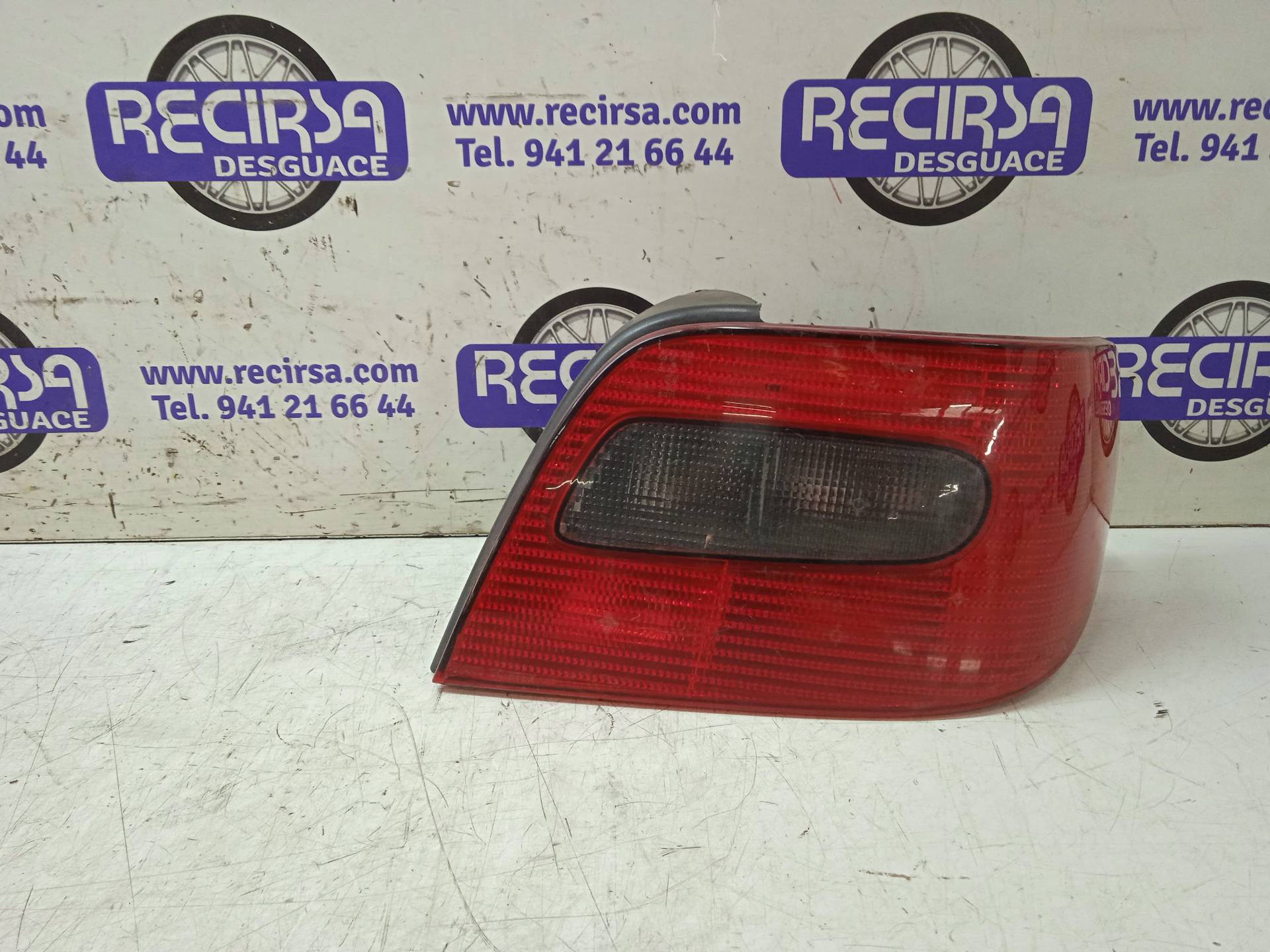 CITROËN Xsara 1 generation (1997-2004) Rear Right Taillight Lamp 2534D, 17221613393 24309620