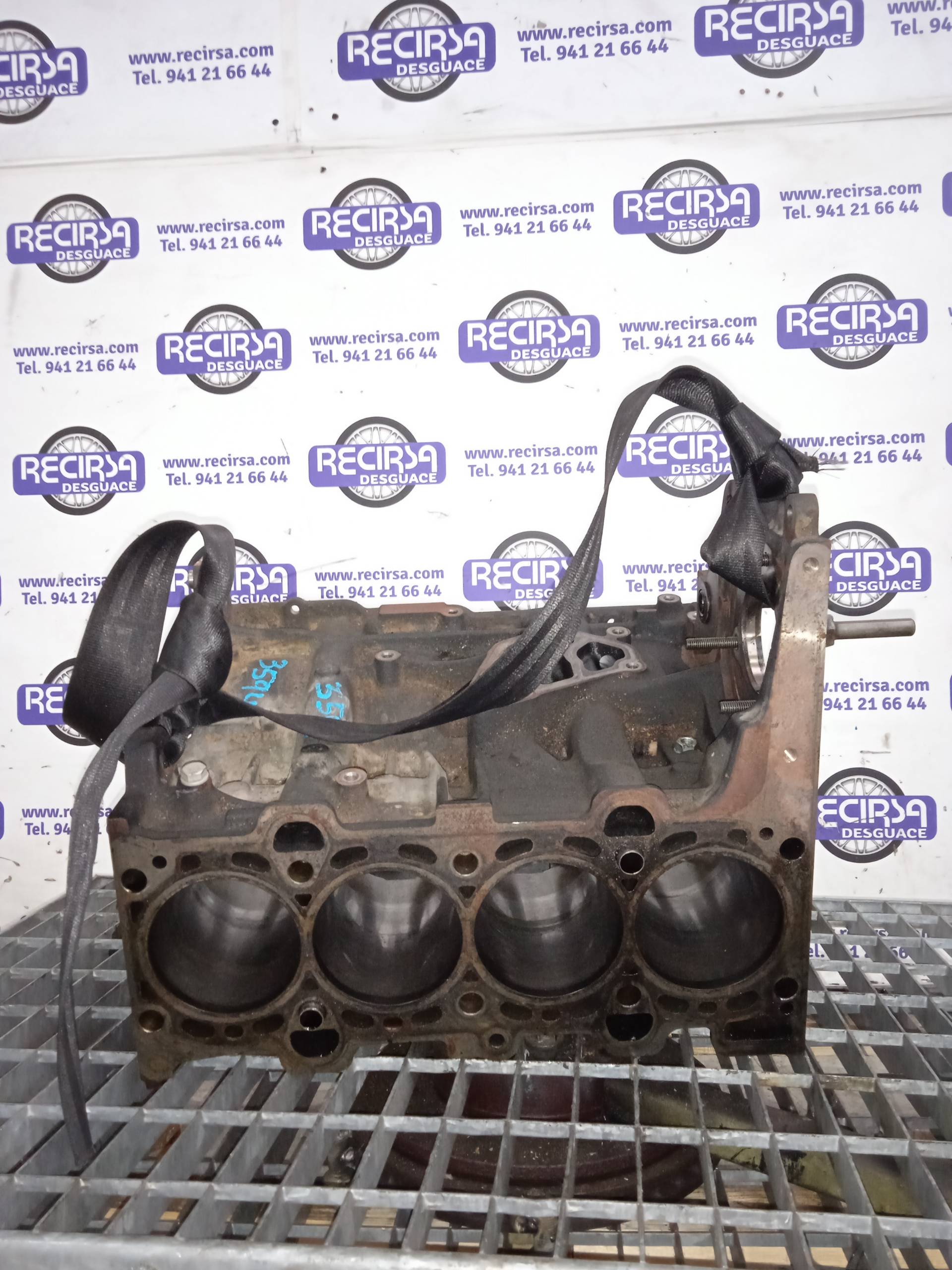 RENAULT 3 Series E46 (1997-2006) Engine Block 7783060A 24317108