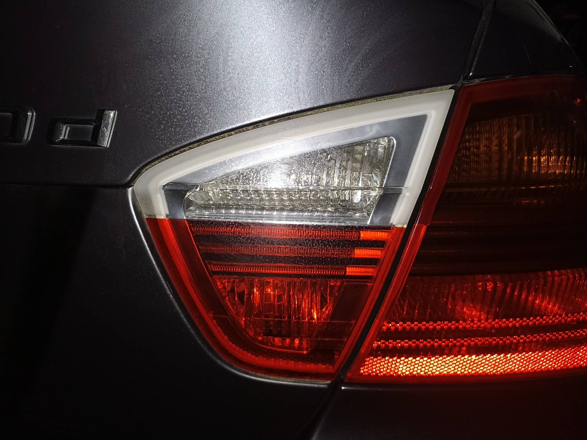 BMW 3 Series E90/E91/E92/E93 (2004-2013) Rear Right Taillight Lamp SERIE3E90 24339780