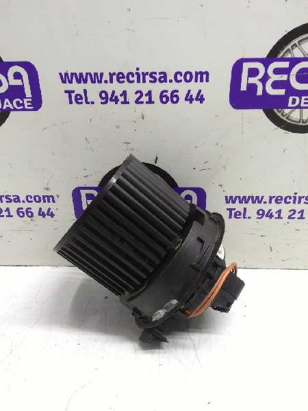 RENAULT Clio 4 generation (2012-2020) Heater Blower Fan T1020778J 24320410