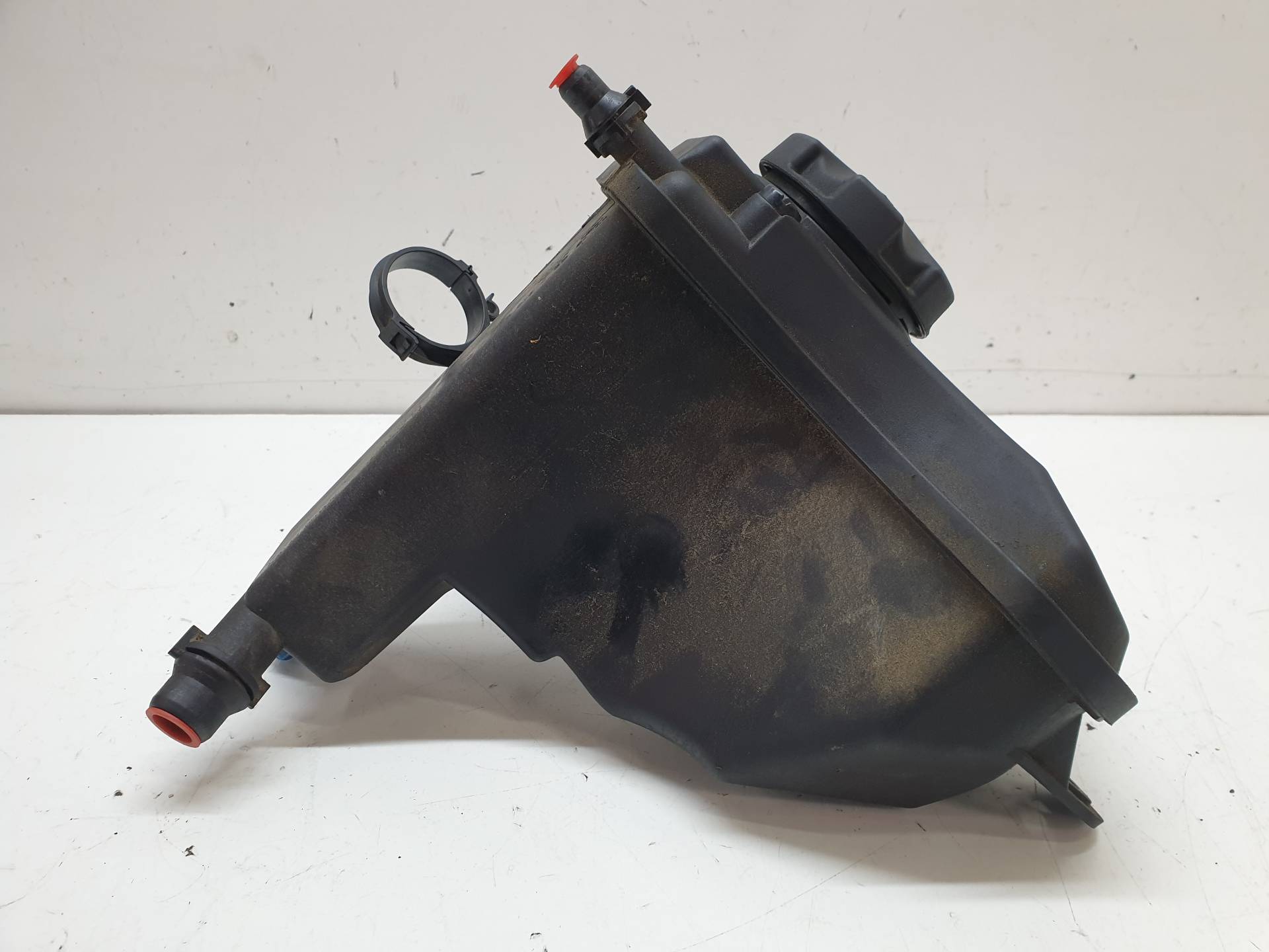 BMW 3 Series E90/E91/E92/E93 (2004-2013) Expansion Tank 7810592 25569528