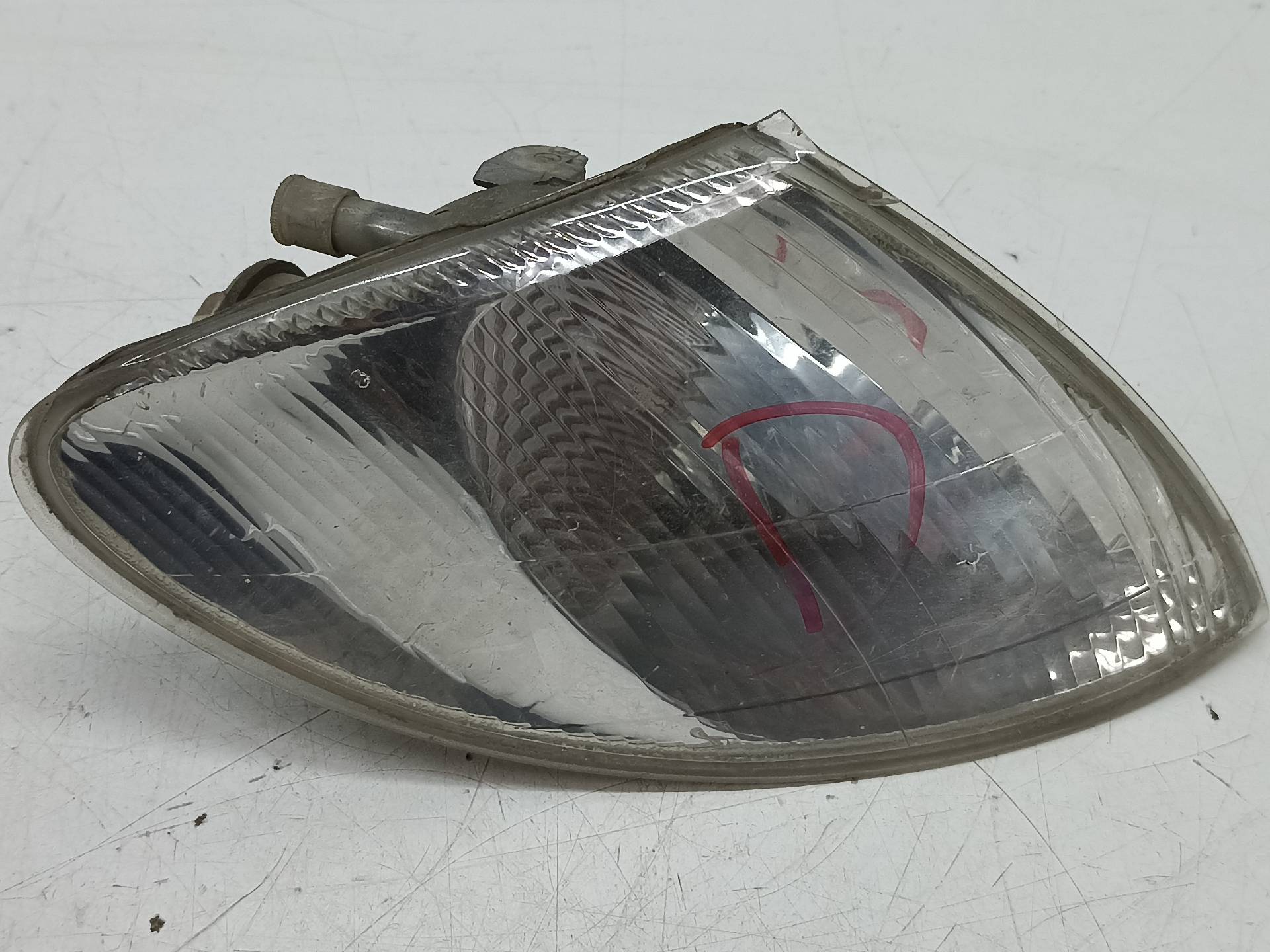 MASERATI Megane 1 generation (1995-2003) Front Right Fender Turn Signal 7700831467 24310268