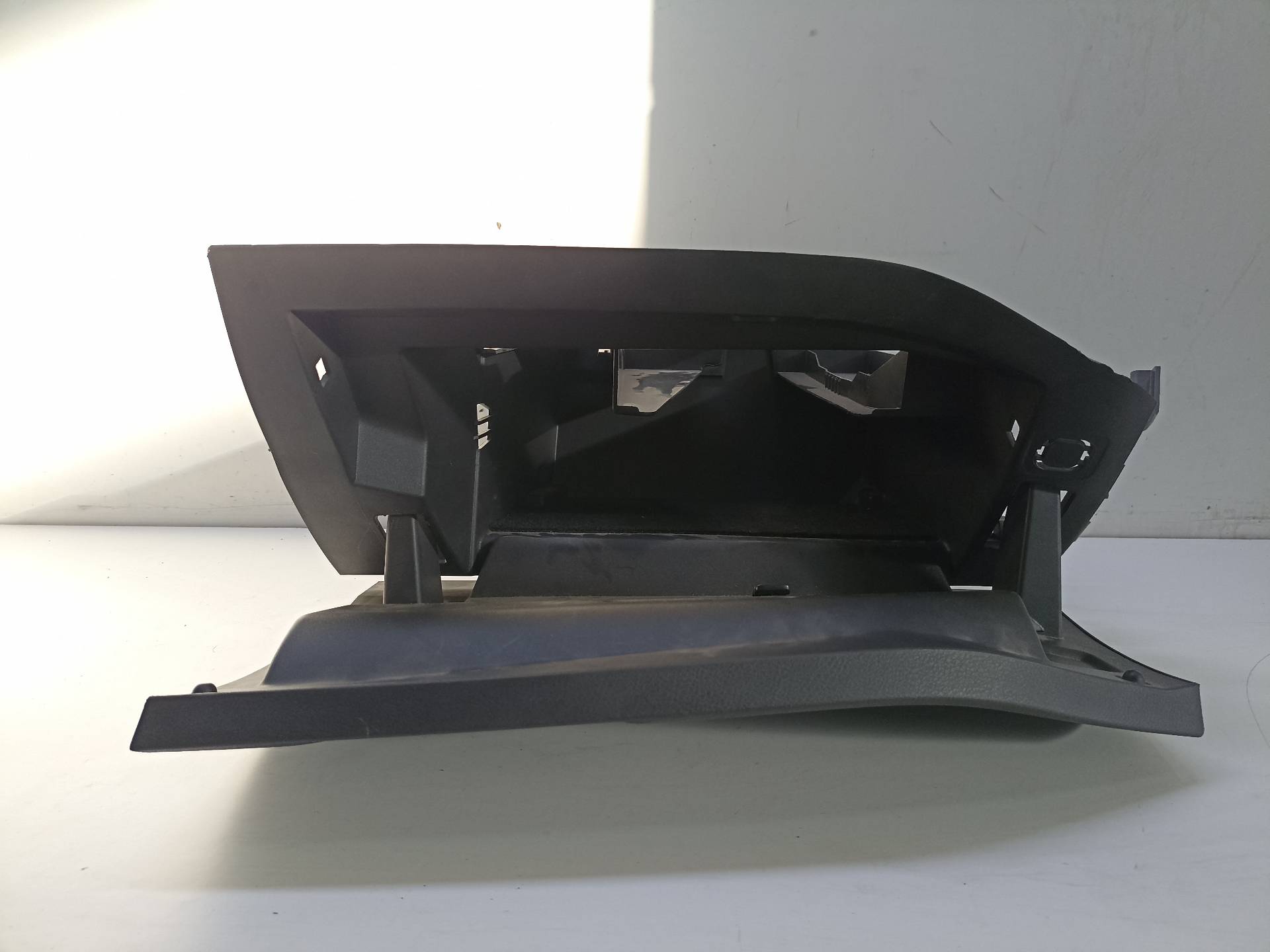 FORD Focus 3 generation (2011-2020) Glove Box BM5T13A024CC 24339359