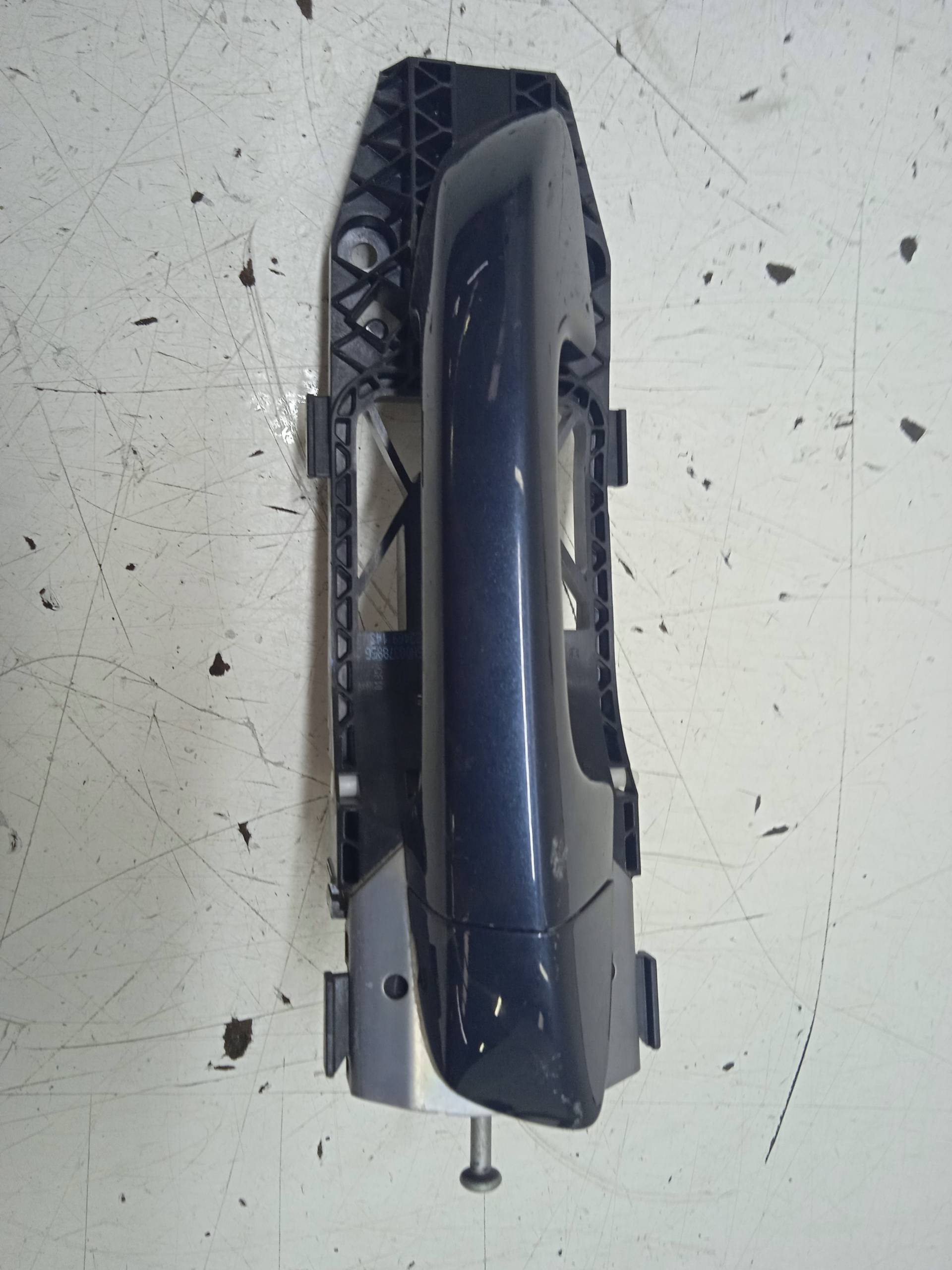 VOLKSWAGEN Golf 6 generation (2008-2015) Наружная ручка передней левой двери 5N0837885G 24333386
