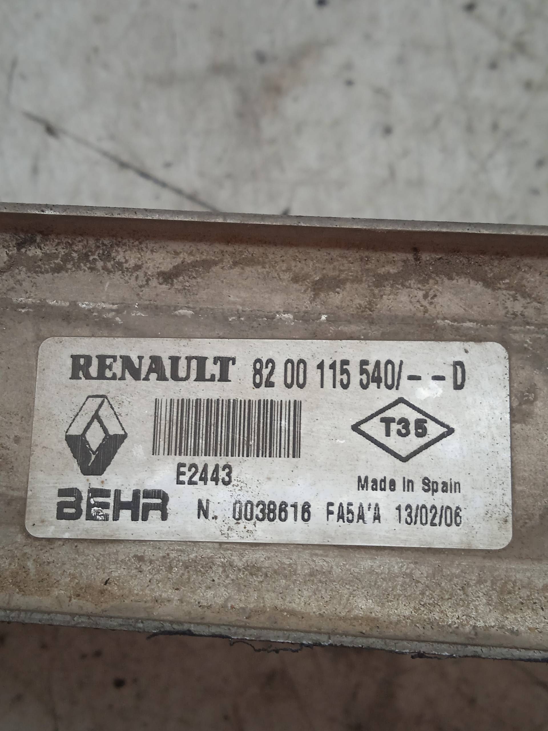 RENAULT Scenic 2 generation (2003-2010) Interkūlerio radiatorius 8200115540 24331070