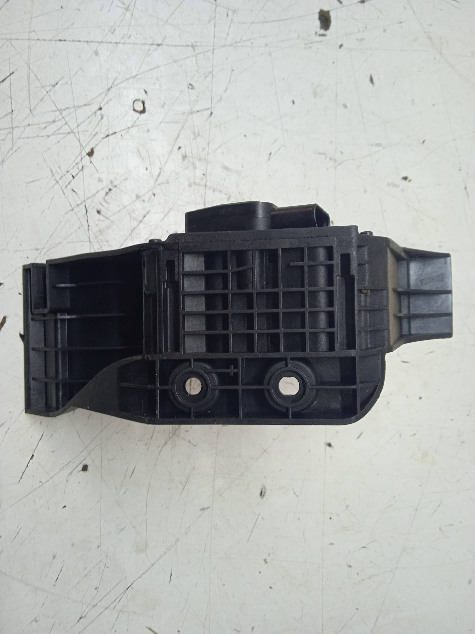 SMART Fortwo 2 generation (2007-2015) Akseleratoriaus (gazo) pedalas A2223001000 24335416