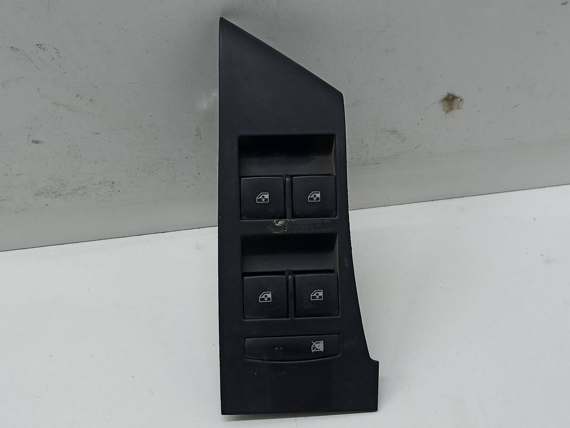 OPEL Astra J (2009-2020) Front Left Door Window Switch 13305011 24310112