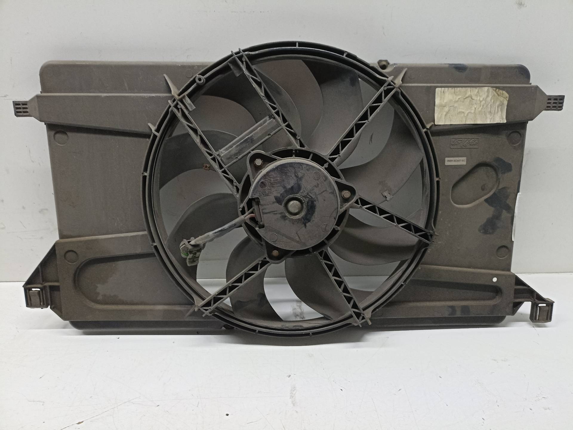 PEUGEOT Focus 2 generation (2004-2011) Diffuser Fan 3M518C607EC 24310822