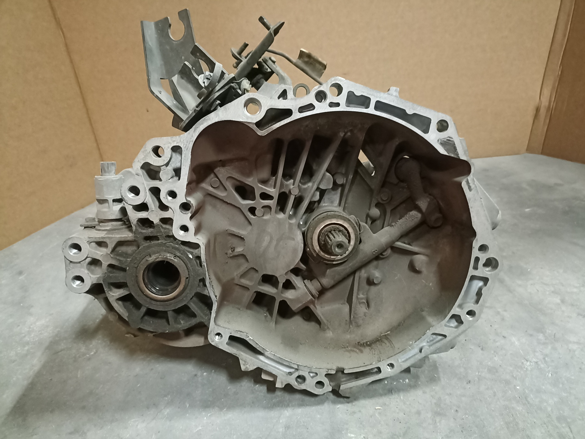 FORD Civic 7 generation (2000-2005) Gearbox 61MD4 24311057