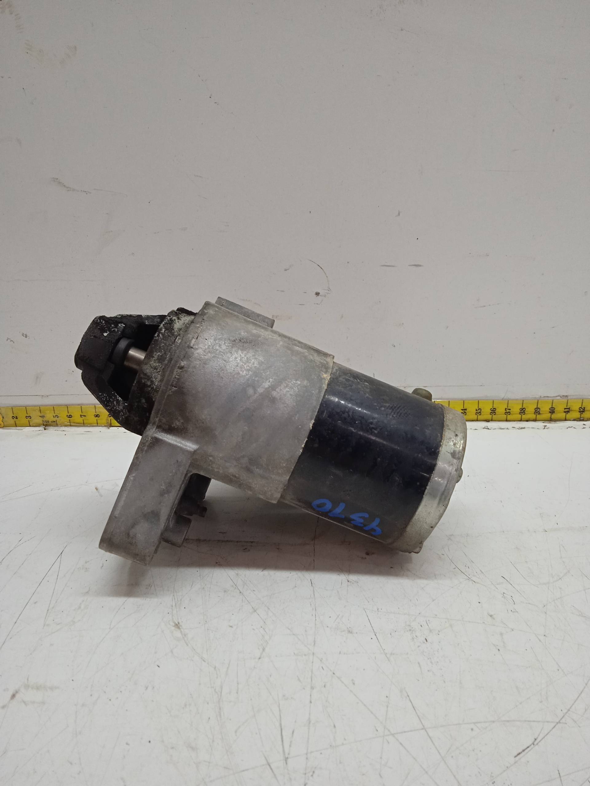 CITROËN DS3 1 generation (2010-2015) Startmotor M000T32271 24327100