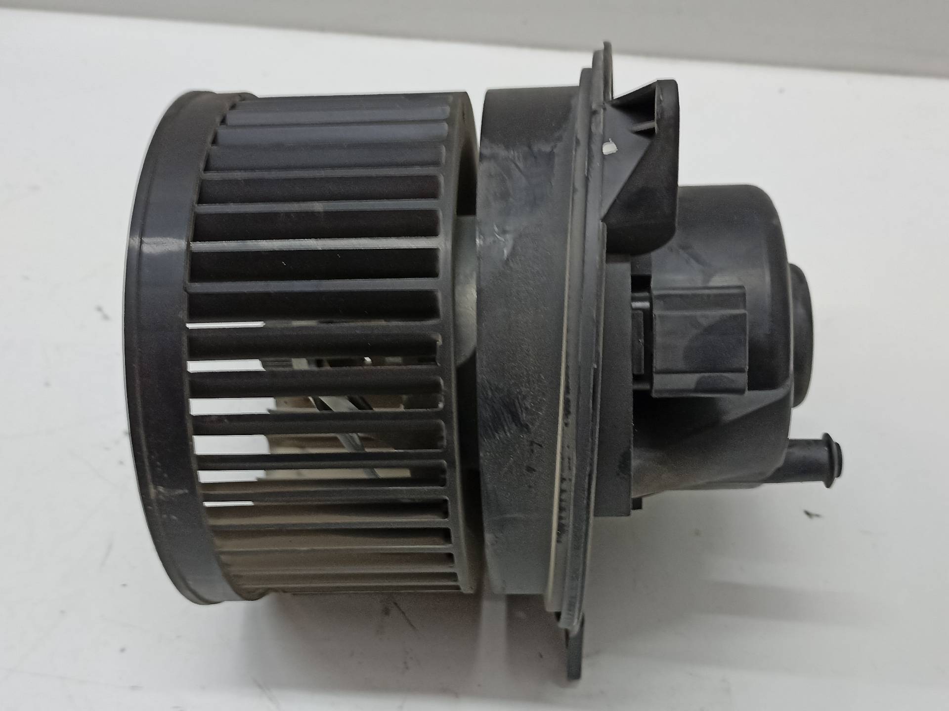 FORD Tourneo Connect 1 generation (2002-2013) Нагревательный вентиляторный моторчик салона 2T1H18456AA, 264927903174, 174 24312230