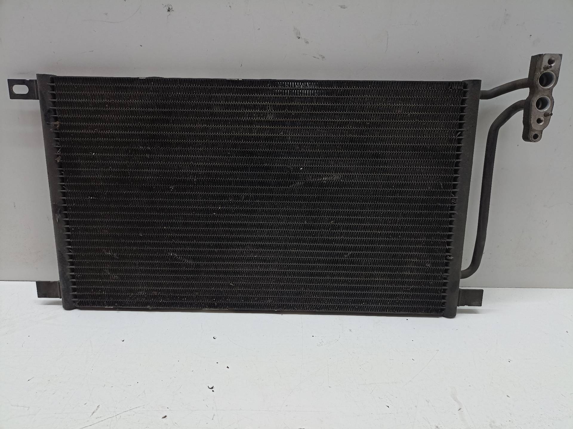 FIAT 3 Series E46 (1997-2006) Radiateur de climatisation 8377648 24313786