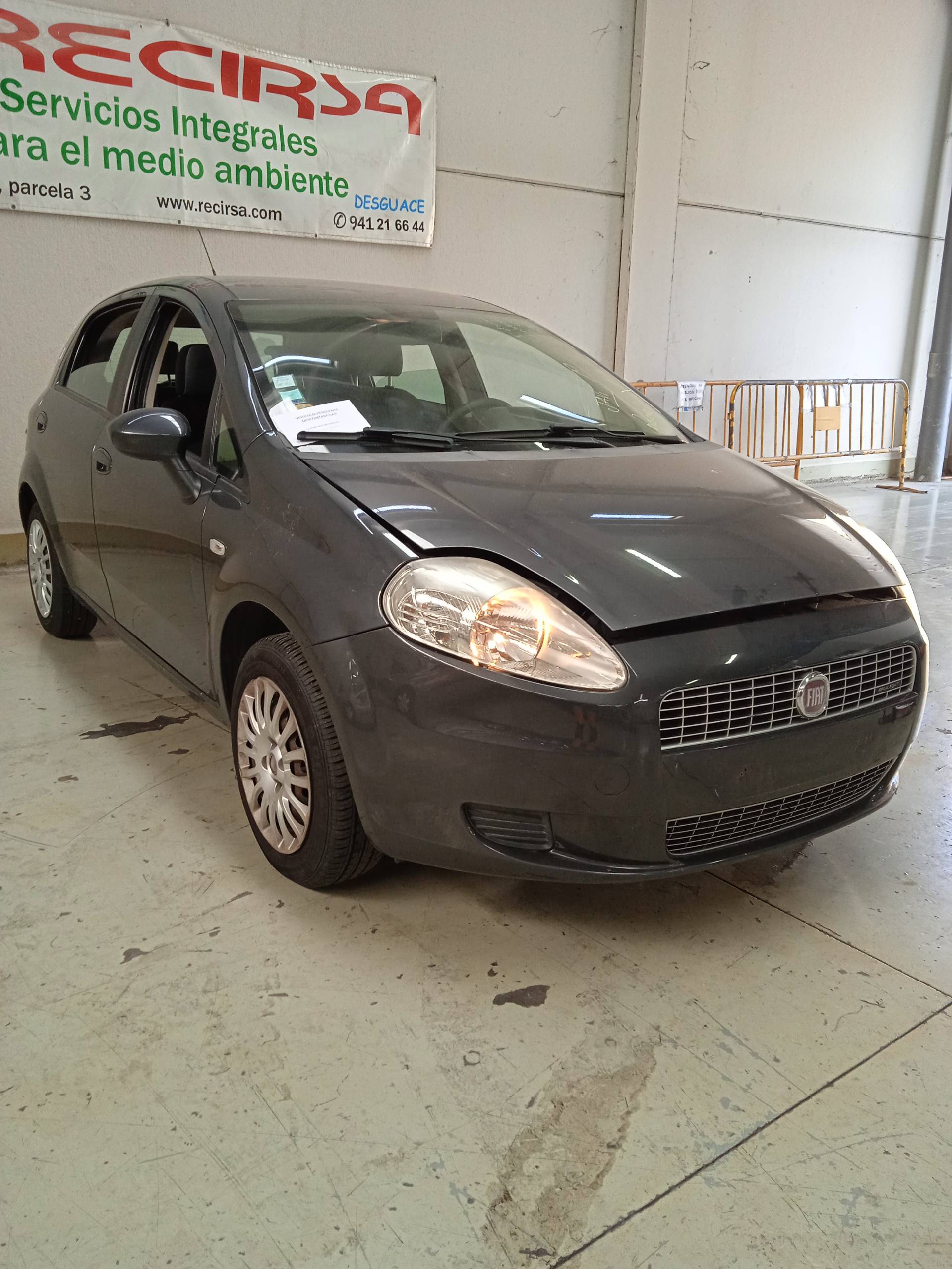 FIAT Punto 3 generation (2005-2020) Levý zadní dveře 51846228 27536778