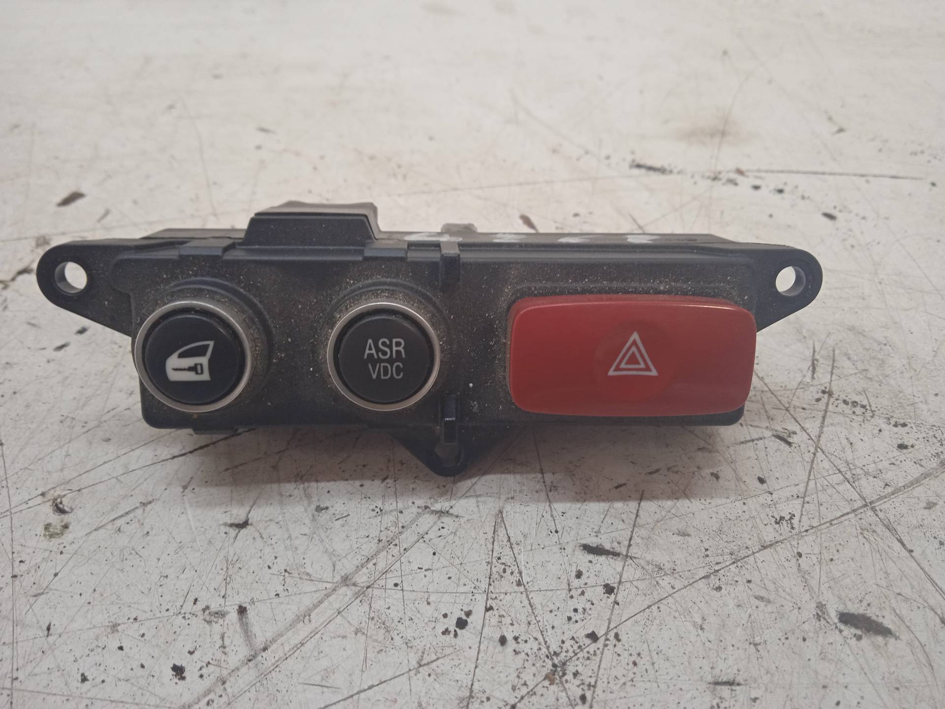 ALFA ROMEO 159 1 generation (2005-2011) Hazard button 156067821 24334150