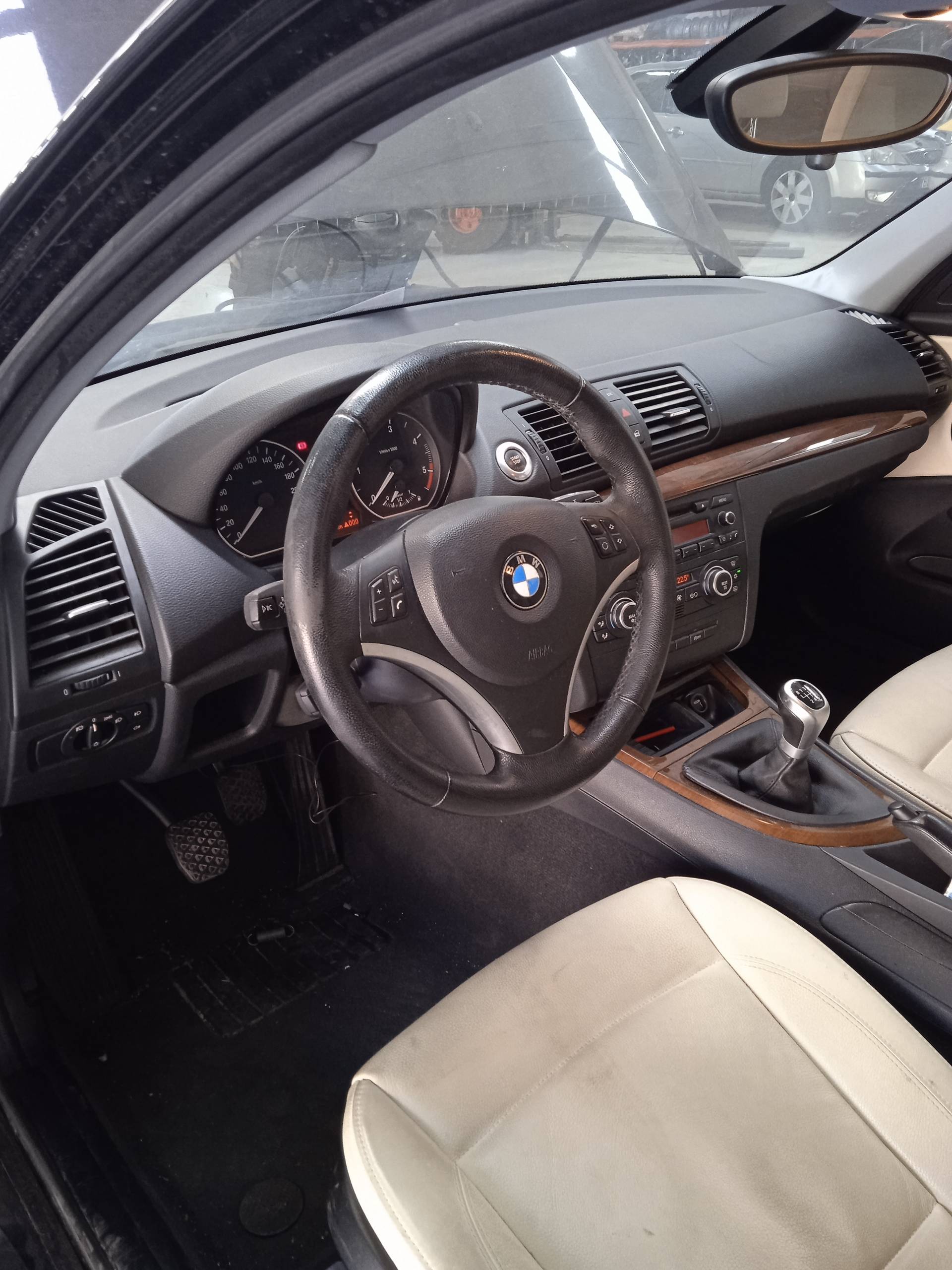 BMW 1 Series E81/E82/E87/E88 (2004-2013) Klimatizační radiátor 17117788903 24335966