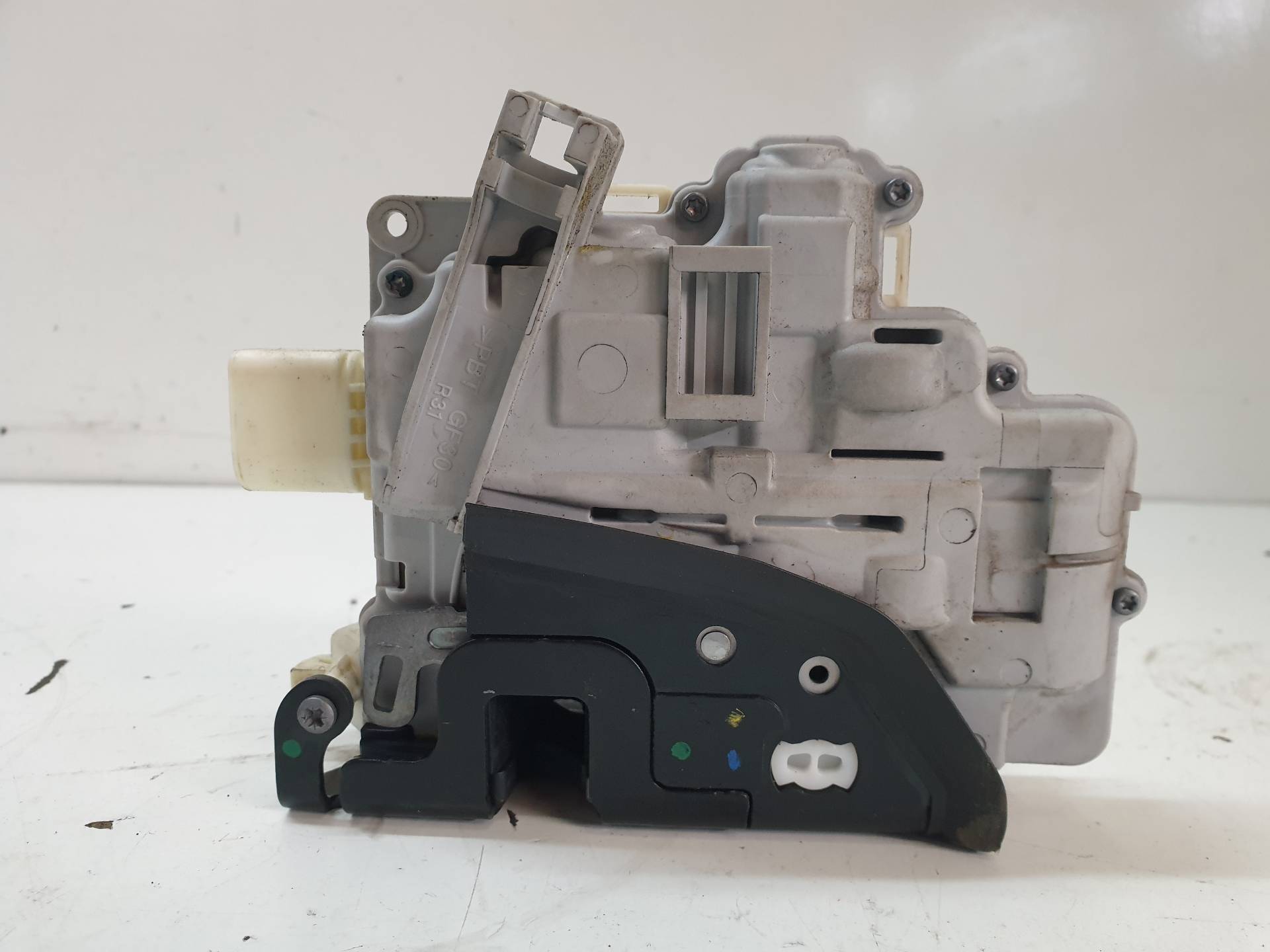 AUDI A4 B8/8K (2011-2016) Front Right Door Lock 8J1837016A 25568447