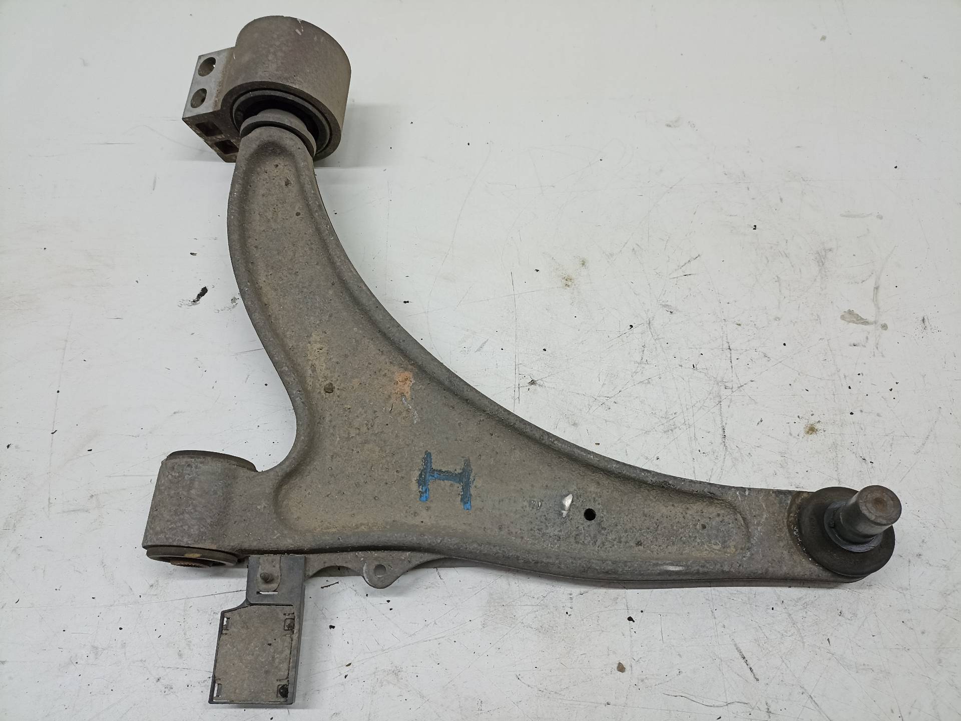 MERCEDES-BENZ Berlingo 1 generation (1996-2012) Vänster främre arm 30845353160,160 24314108