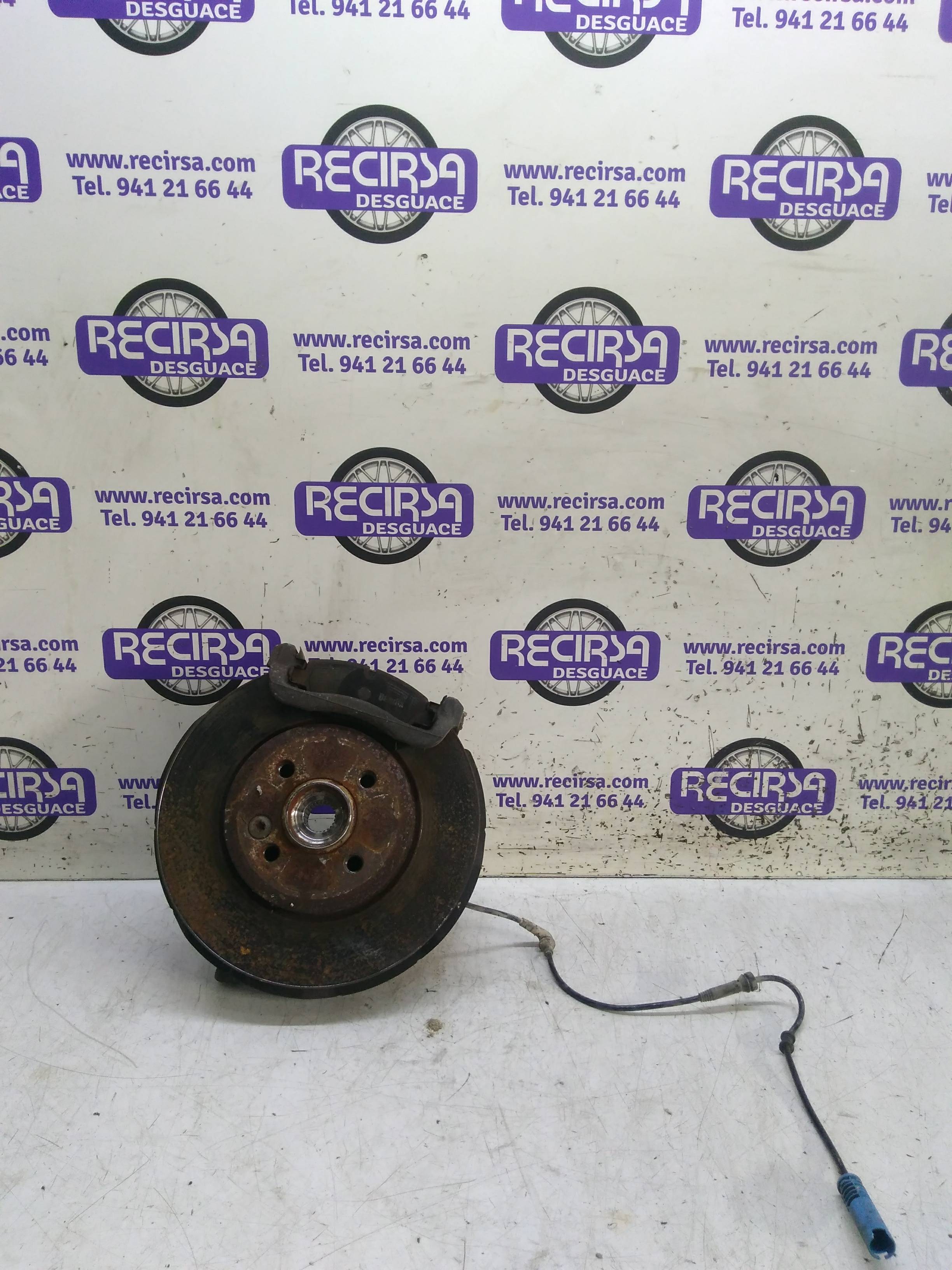 MINI Clubman R55 (2007-2014) Front Left Wheel Hub 31216779795 24327869