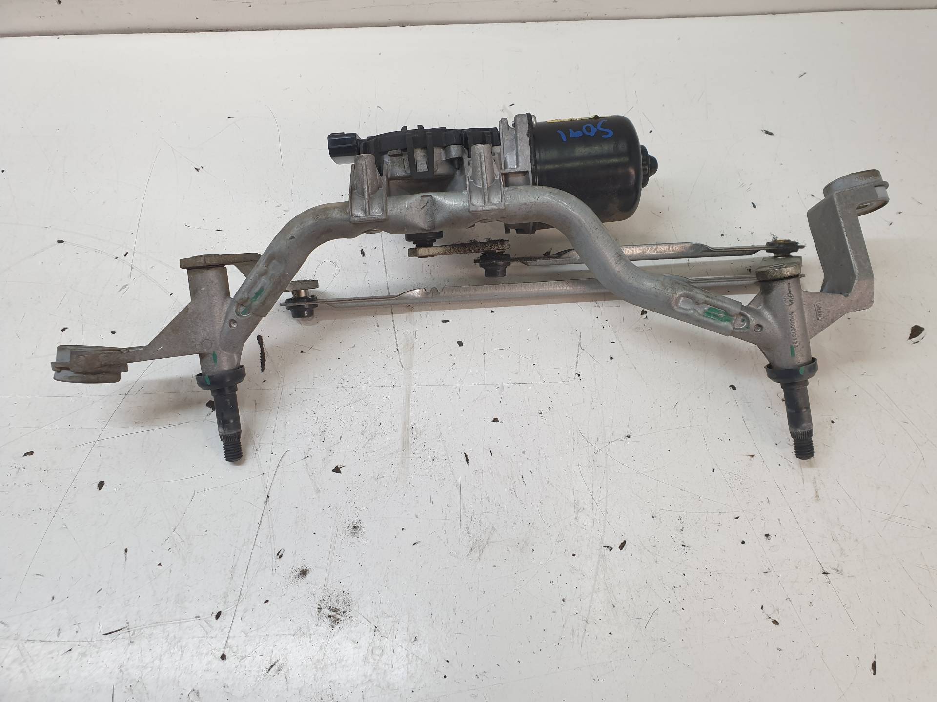 RENAULT Captur 1 generation (2013-2019) Front Windshield Wiper Mechanism 288008961R 25570398