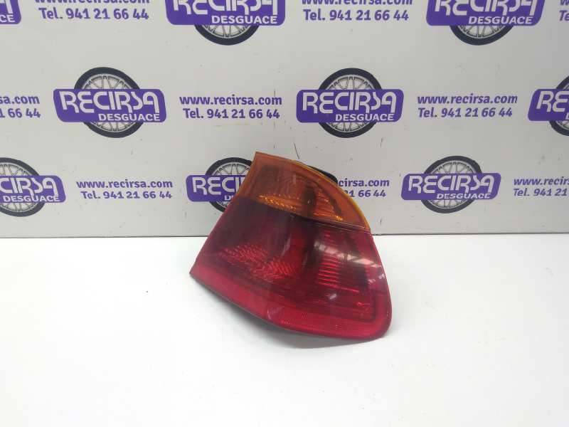 VAUXHALL 3 Series E46 (1997-2006) Rear Right Taillight Lamp 8364922 24320885