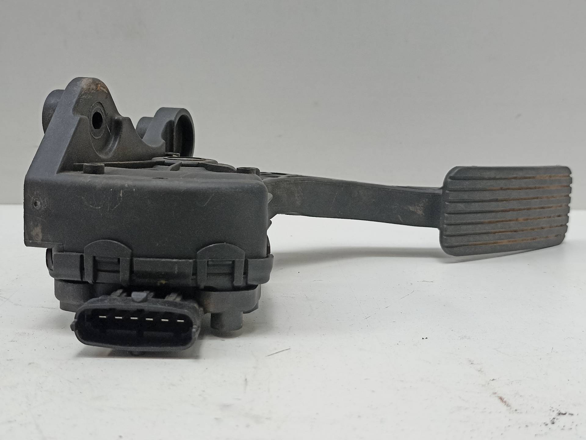 KIA Cee'd 1 generation (2007-2012) Throttle Pedal 32700XXXXX 24315586