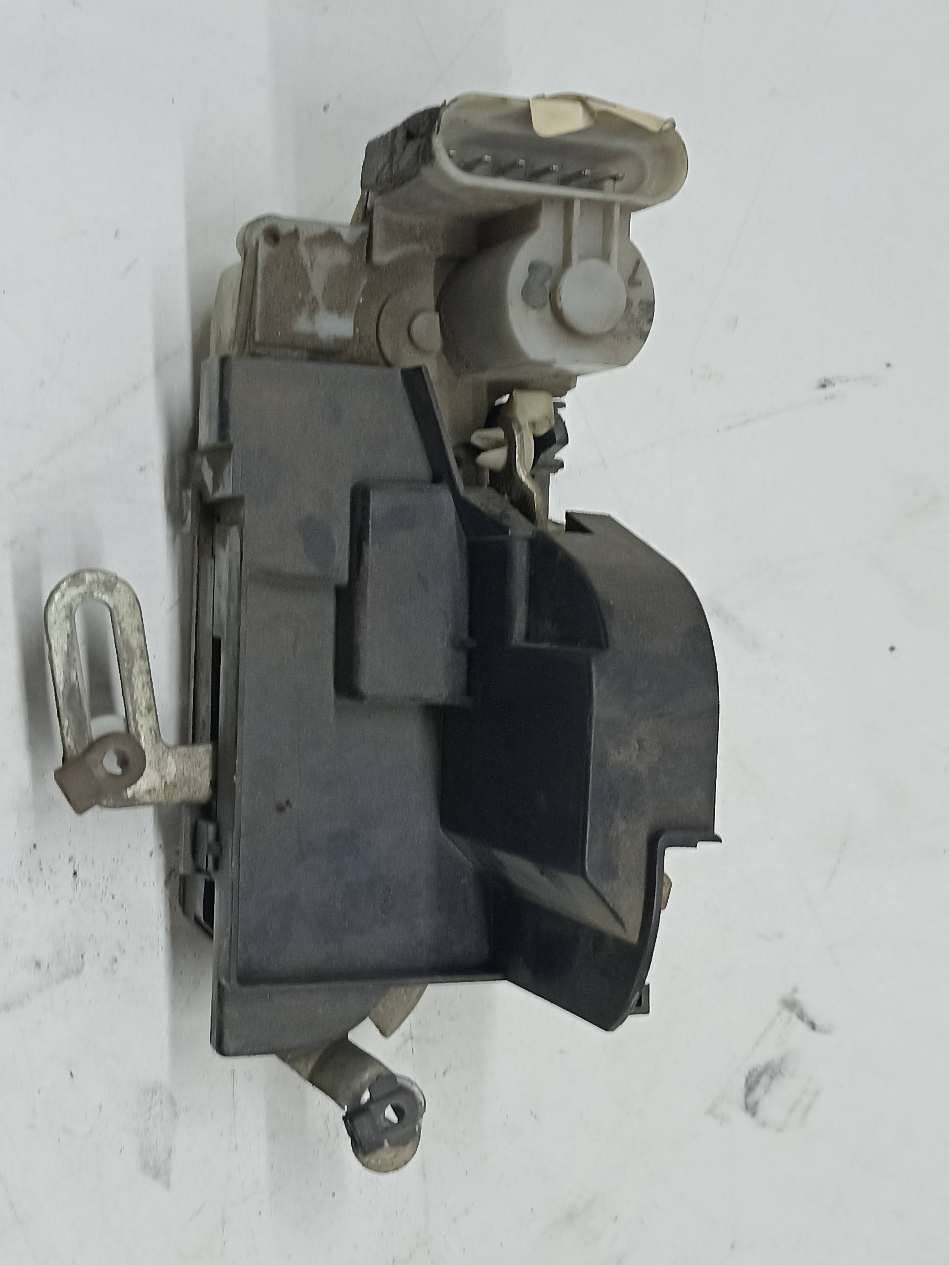 FIAT Front Left Door Lock 290226207125, 125 24313321