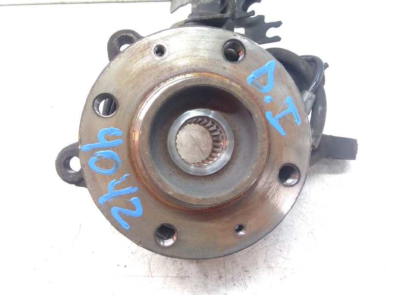 CITROËN Xsara Picasso 1 generation (1999-2010) Front Left Wheel Hub 24323032