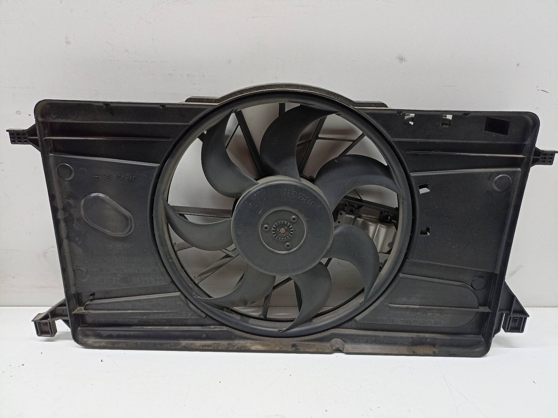 PEUGEOT Focus 2 generation (2004-2011) Ventilateur diffuseur 0130307143 24312447