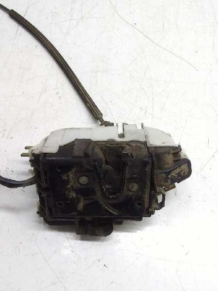 NISSAN Corolla 1 generation E10 (1966-1970) Front Right Door Lock 6K3837016D 24327130