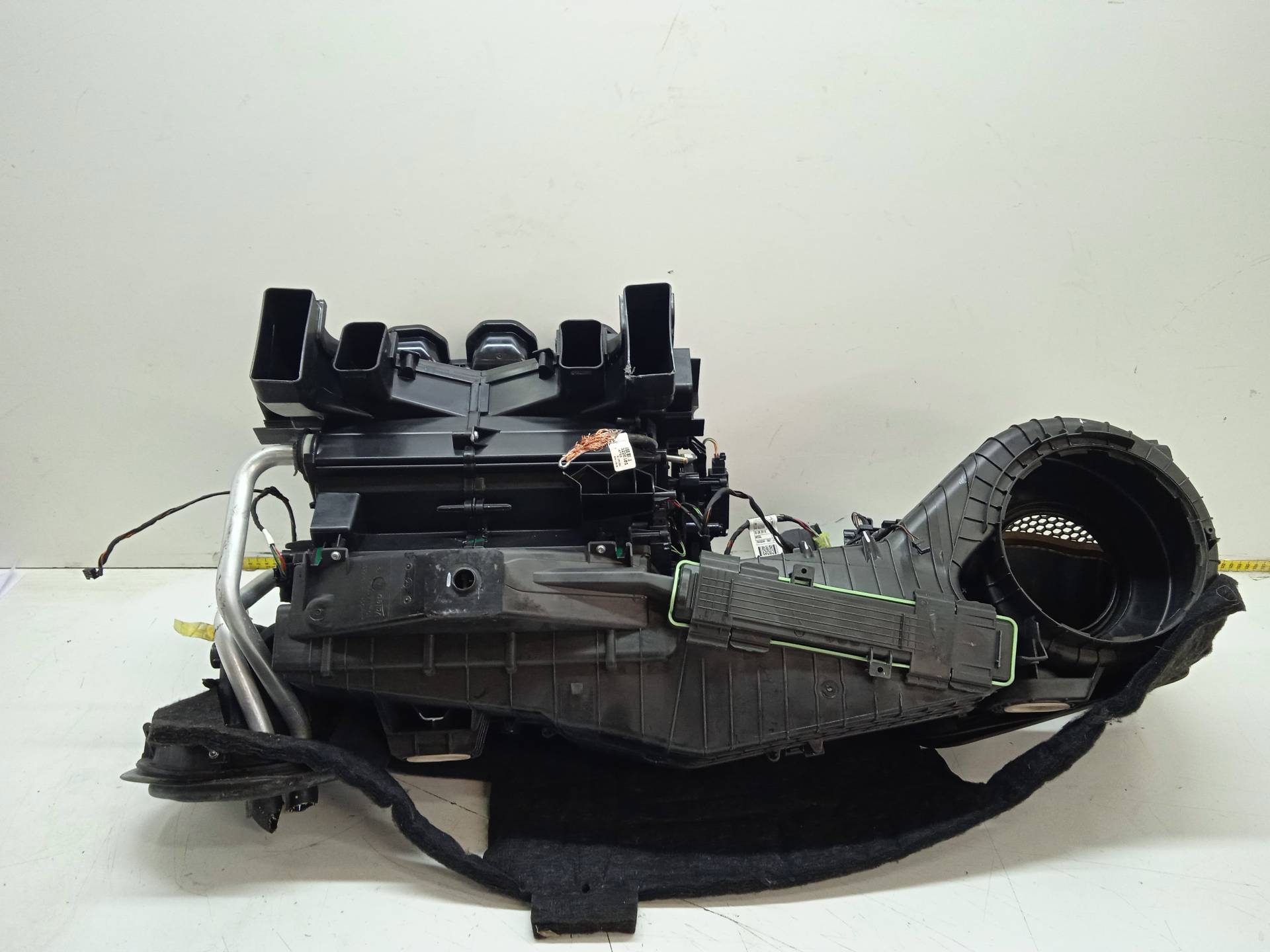 MERCEDES-BENZ C-Class W205/S205/C205 (2014-2023) Interior Heater A2058306204 24330981