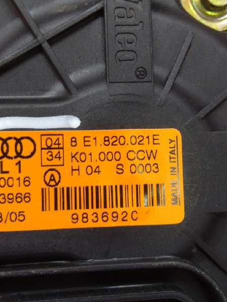 AUDI A4 B7/8E (2004-2008) Lämmittimen tuuletin 8E1820021E 24326039