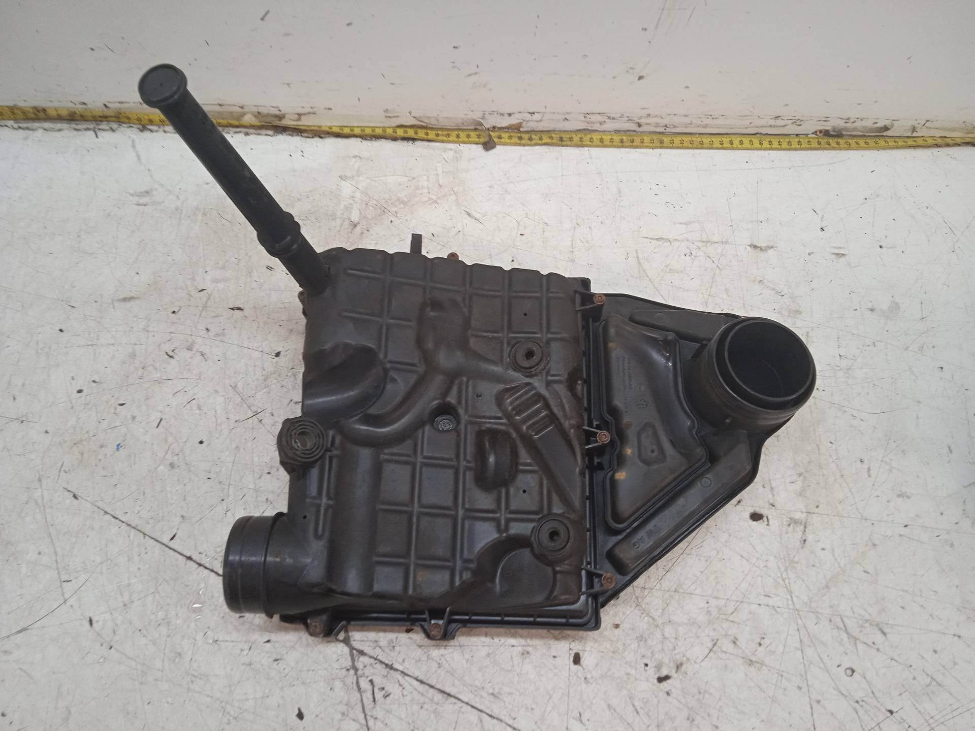 SKODA Fabia 3 generation (2014-2021) Other Engine Compartment Parts 04C129601N 24333430