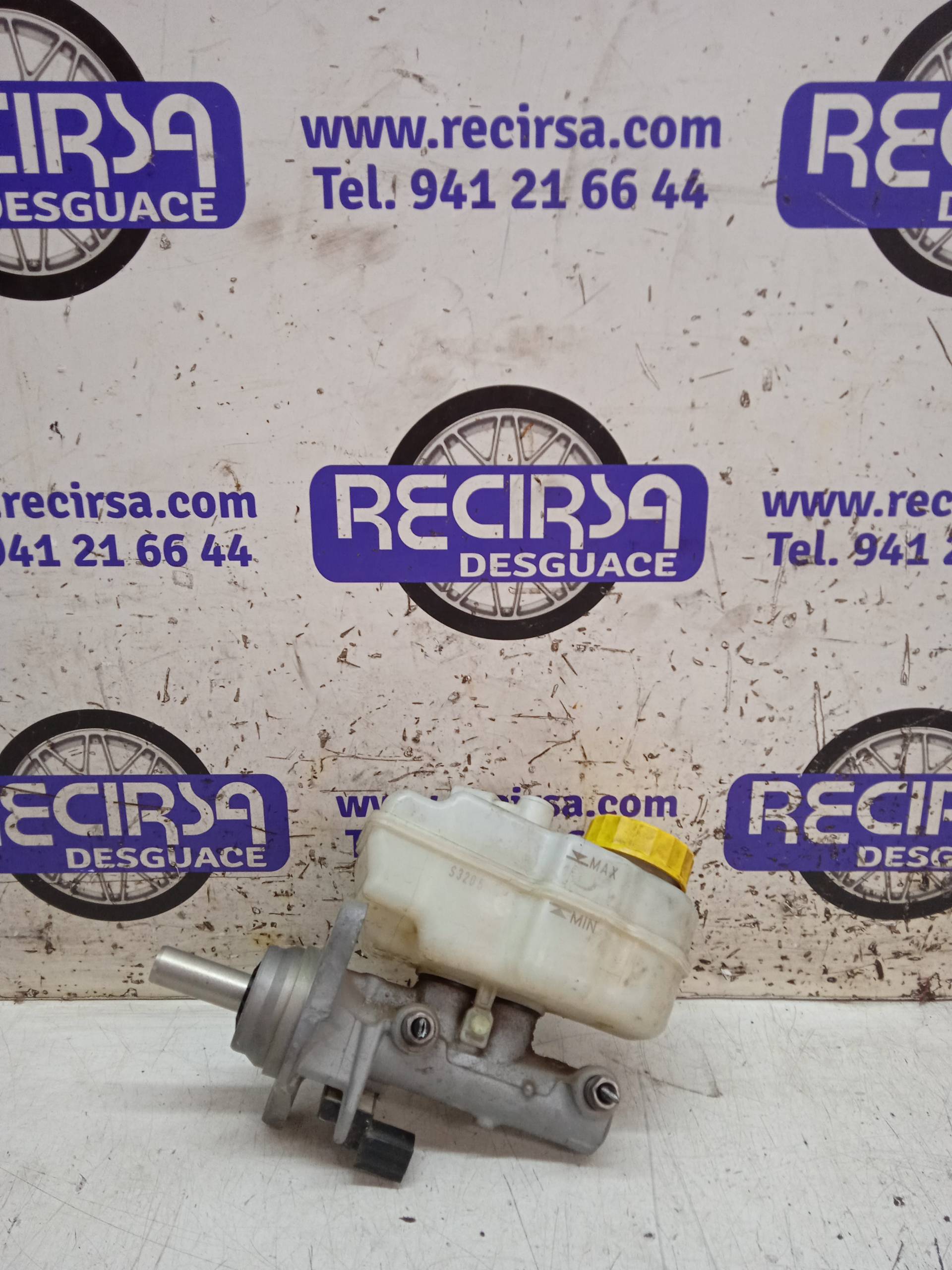 SKODA Fabia 3 generation (2014-2021) Brake Cylinder 6R0611301A 24329736