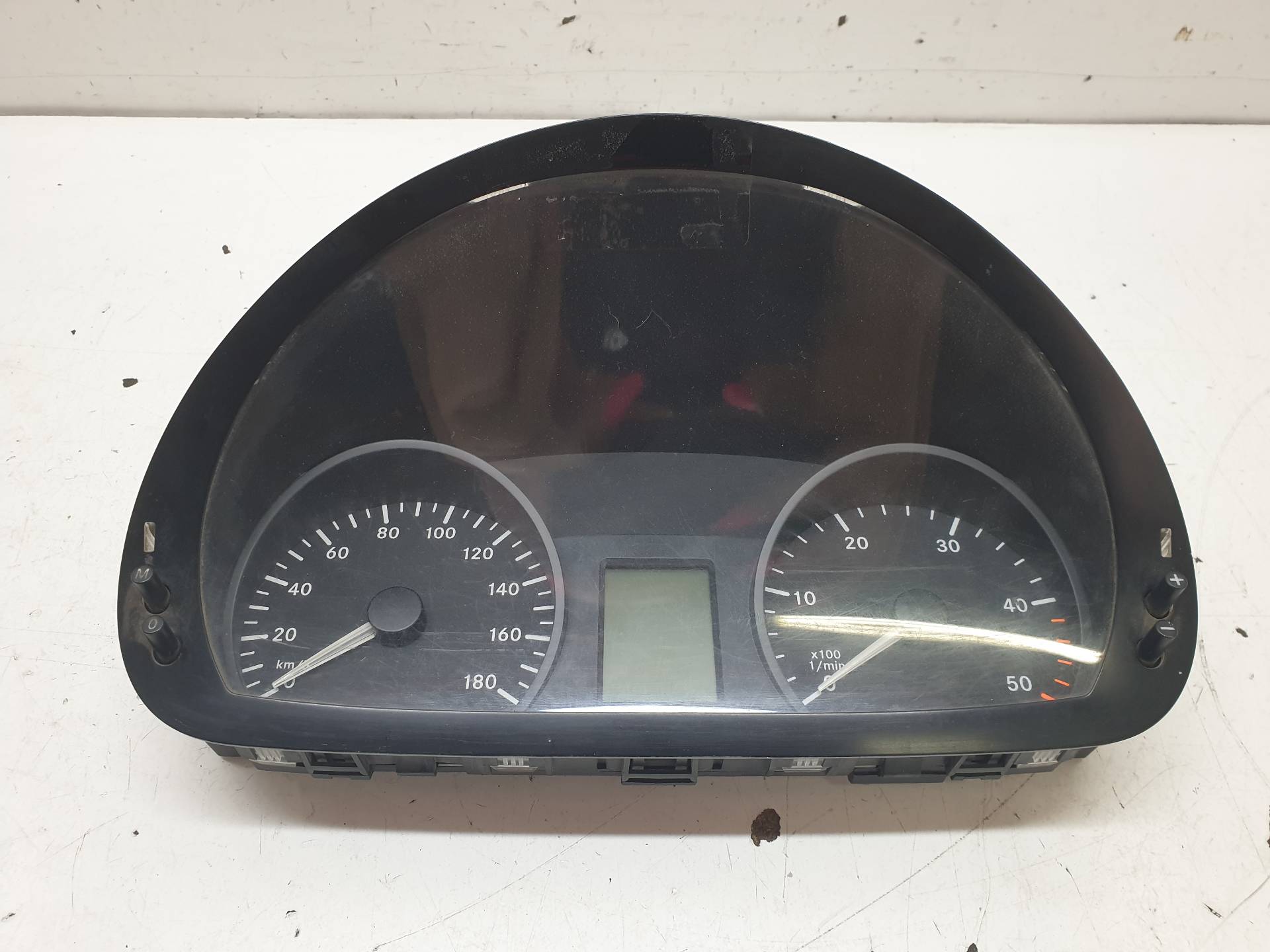 MERCEDES-BENZ Sprinter 2 generation (906) (2006-2018) Speedometer A9064466621 24316033