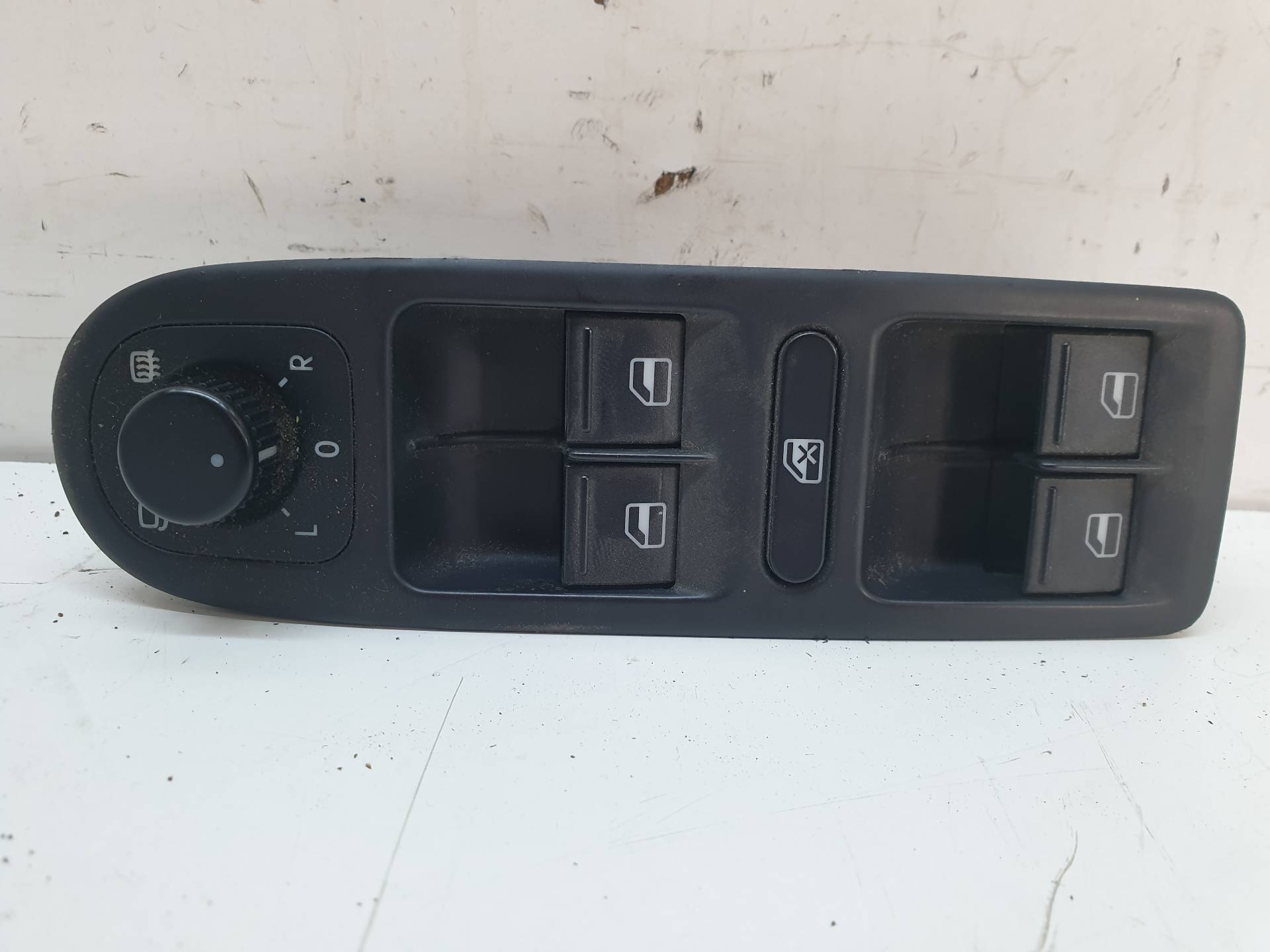 VOLKSWAGEN Golf 6 generation (2008-2015) Front Left Door Window Switch 1K0959565J 24339178