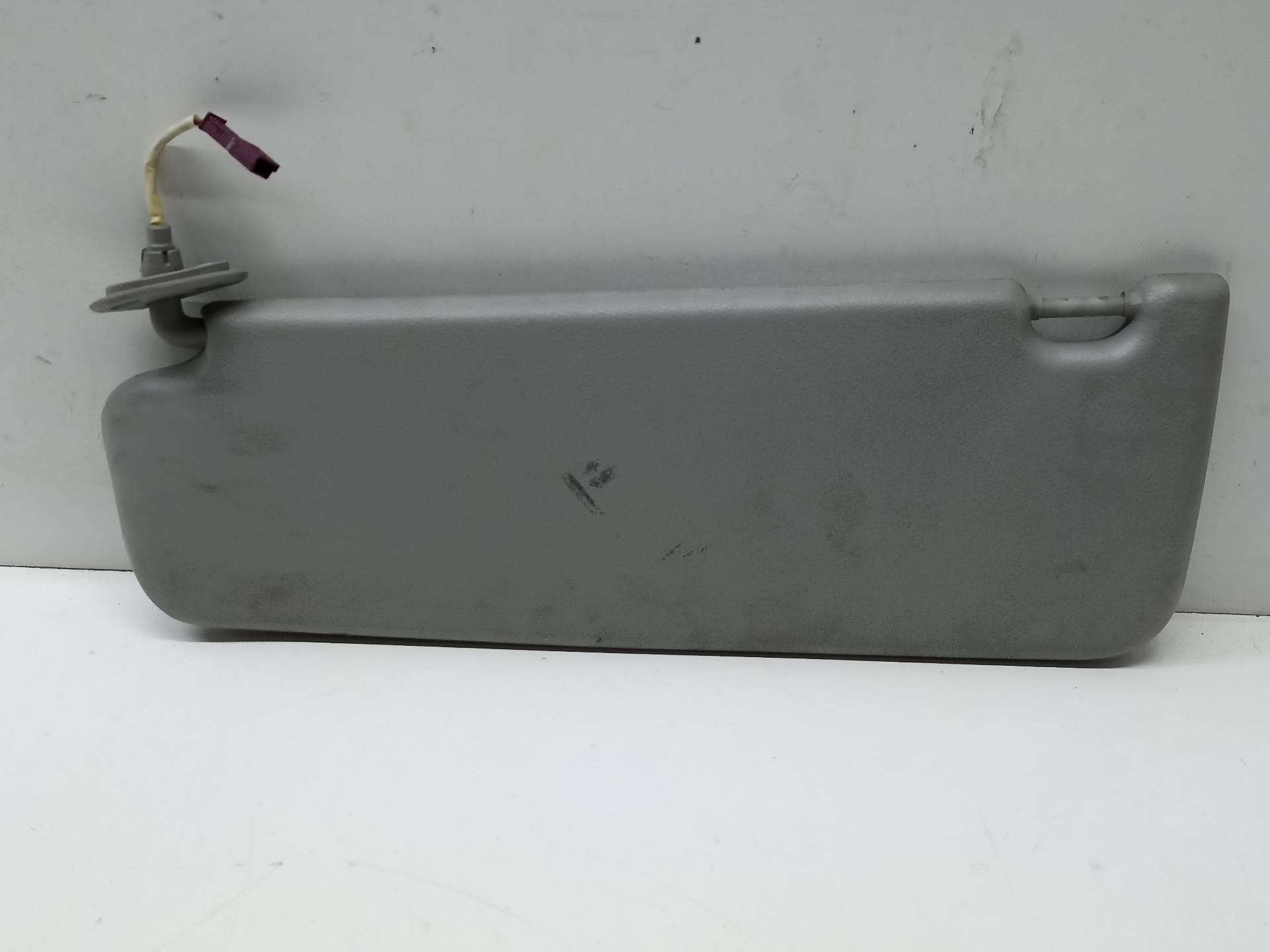 BMW 3 Series E90/E91/E92/E93 (2004-2013) Right Side Sun Visor 51167837752 24334486