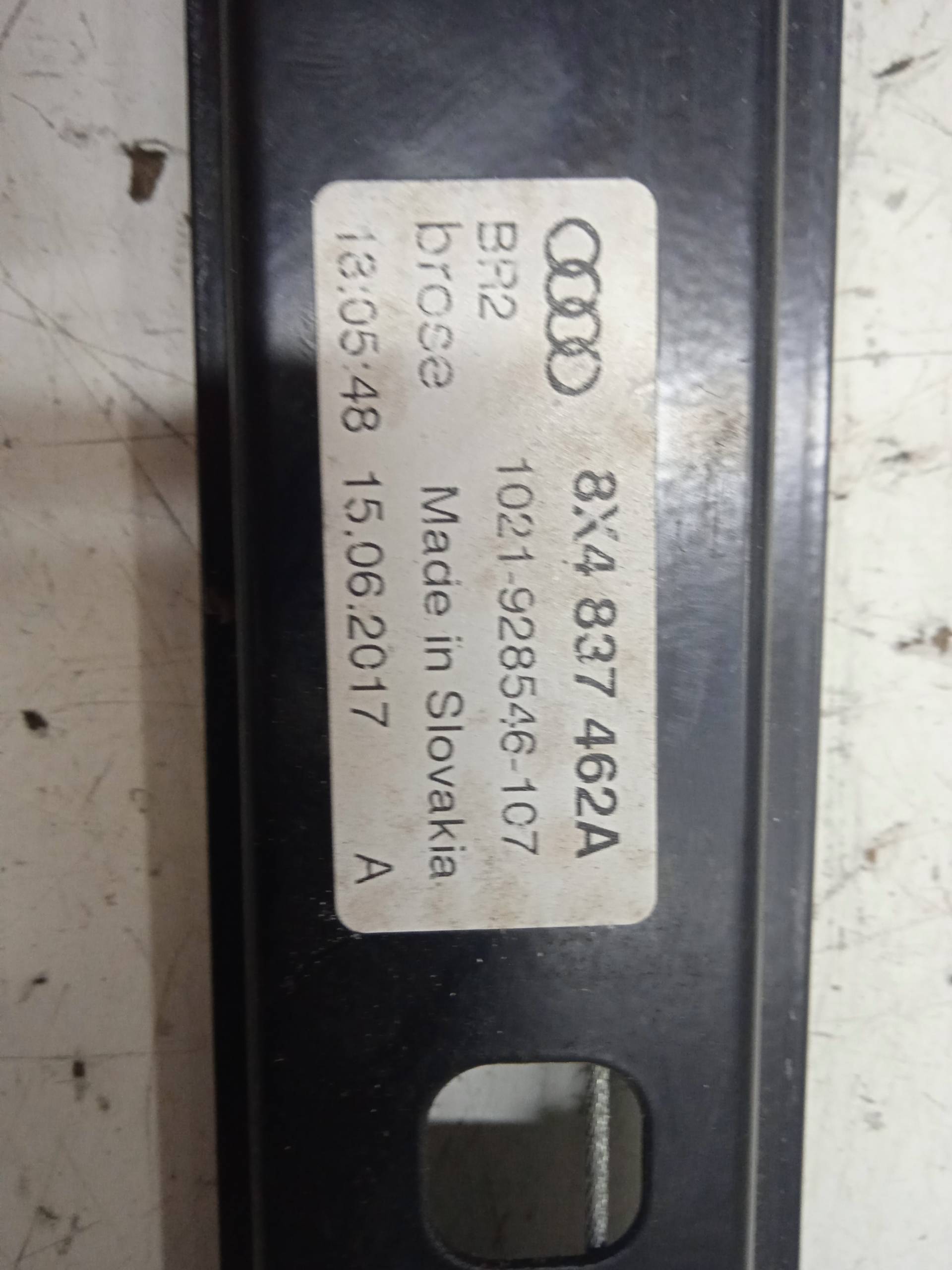 AUDI A1 8X (2010-2020) Främre höger dörrfönsterhiss 8X4837462A 24333973