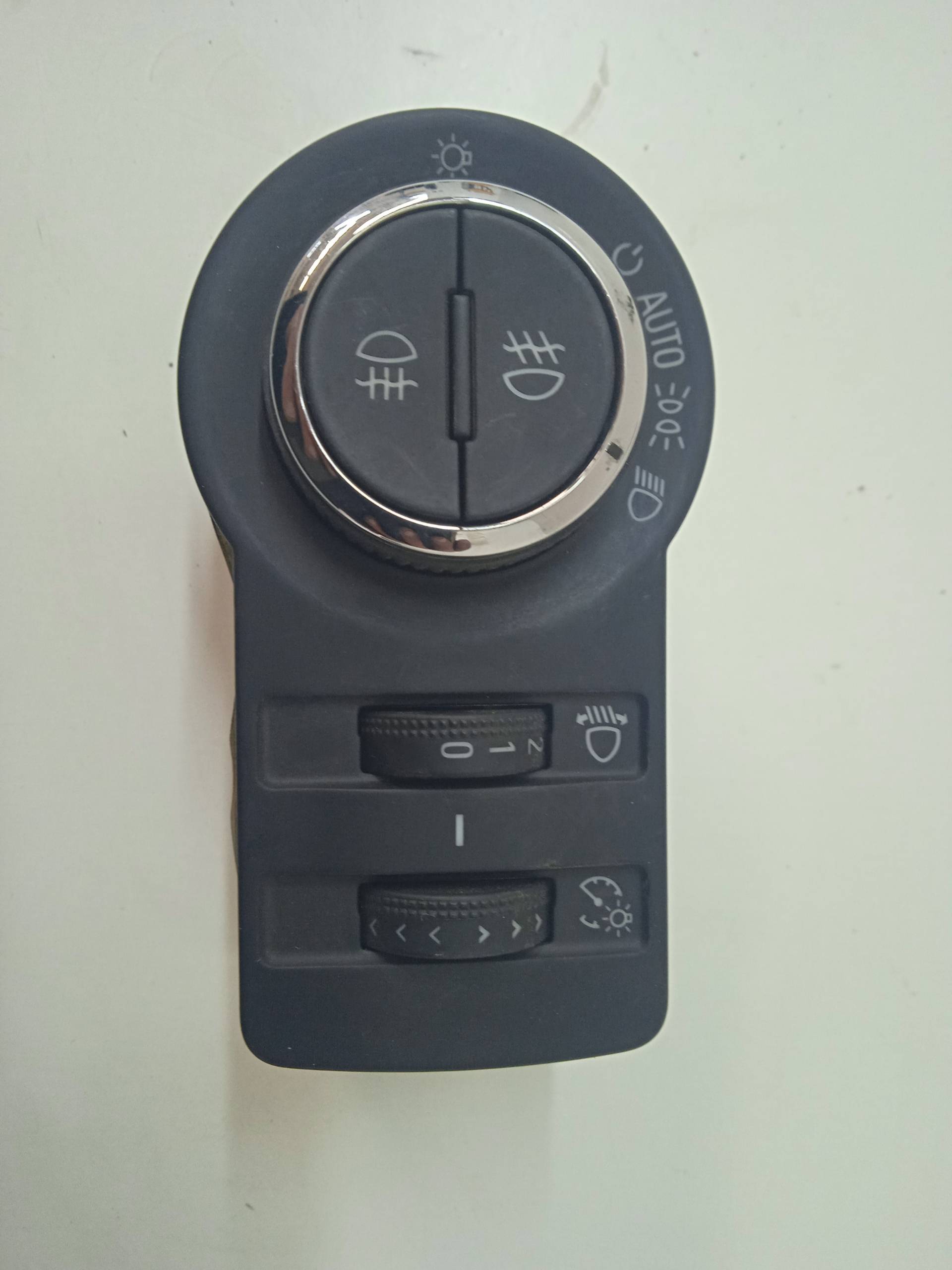 OPEL Astra J (2009-2020) Headlight Switch Control Unit 13268702, 198153449147, 147 24310010