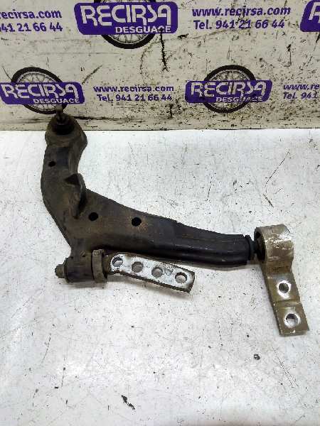 NISSAN Almera N16 (2000-2006) Front Right Arm 24325579