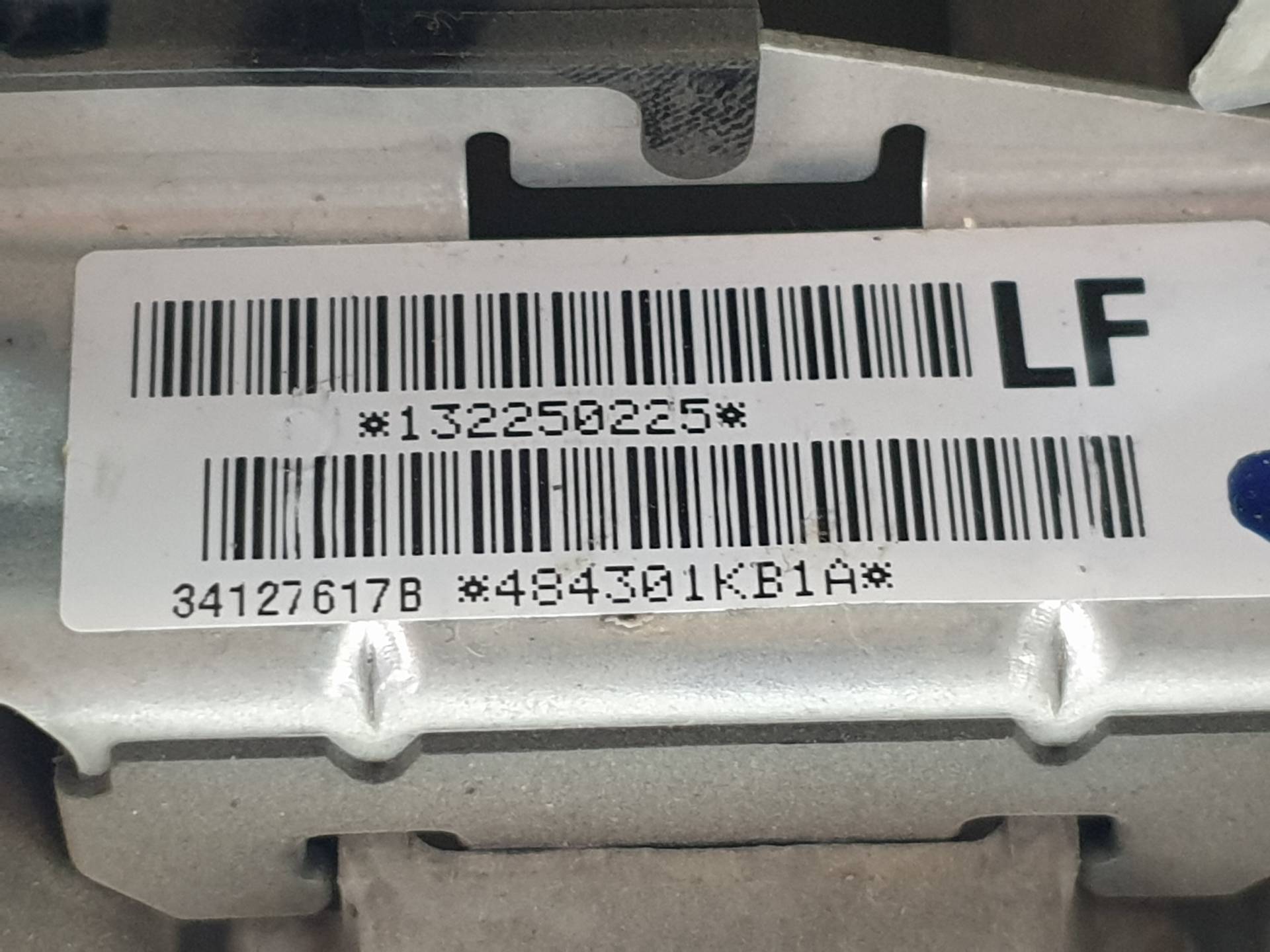 NISSAN Juke YF15 (2010-2020) Rat 484301KB1A 24337923