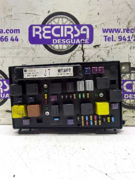 OPEL Astra J (2009-2020) Fuse Box 5DK00946410 24315909