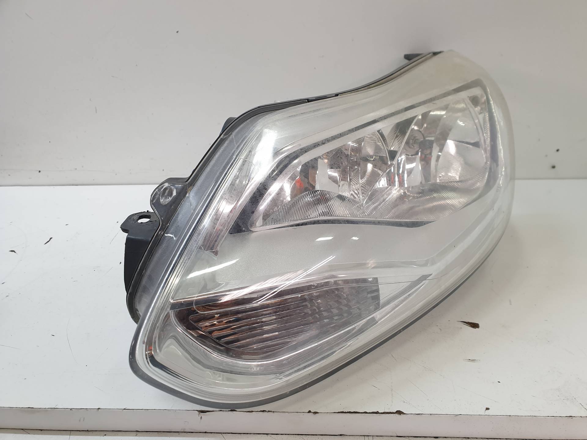 FORD Focus 3 generation (2011-2020) Front Left Headlight BM5113W030NB 25568238