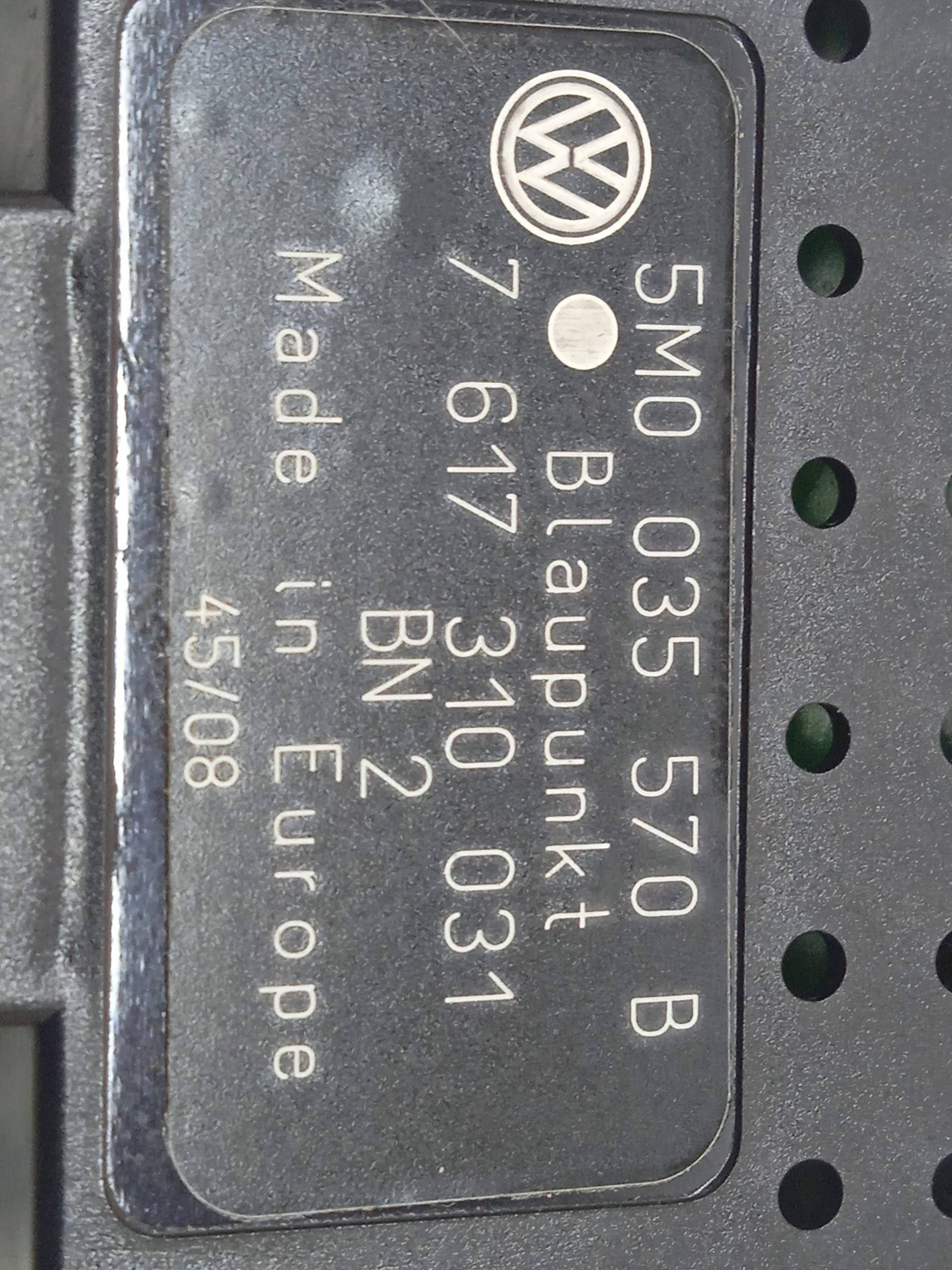 VOLKSWAGEN Golf 6 generation (2008-2015) Other Control Units 5M0035570B 24322462