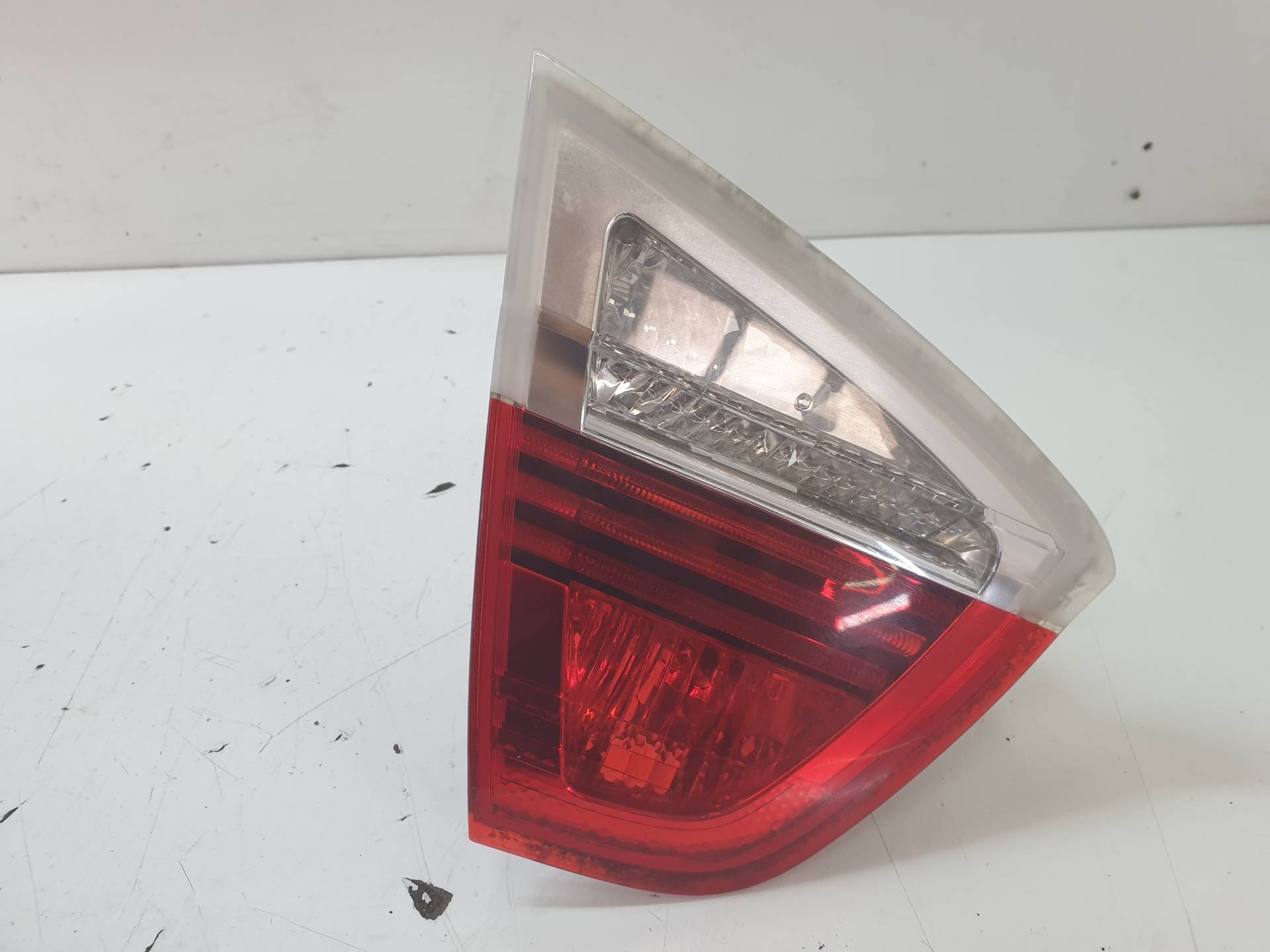 BMW 3 Series E90/E91/E92/E93 (2004-2013) Rear Left Taillight 6937459 24339811