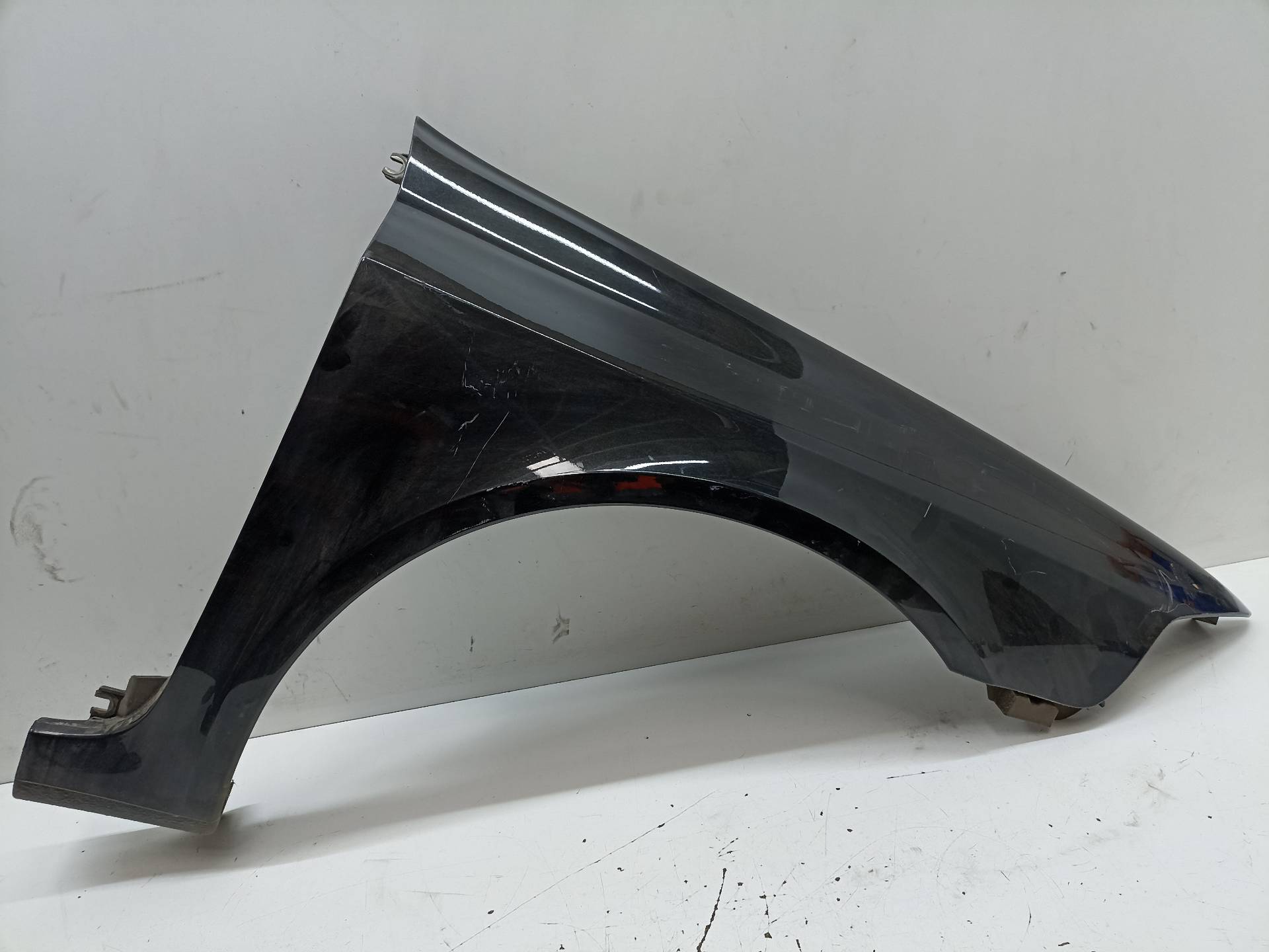 BMW Laguna 2 generation (2001-2007) Front Right Fender 292058511100, 100 24313368