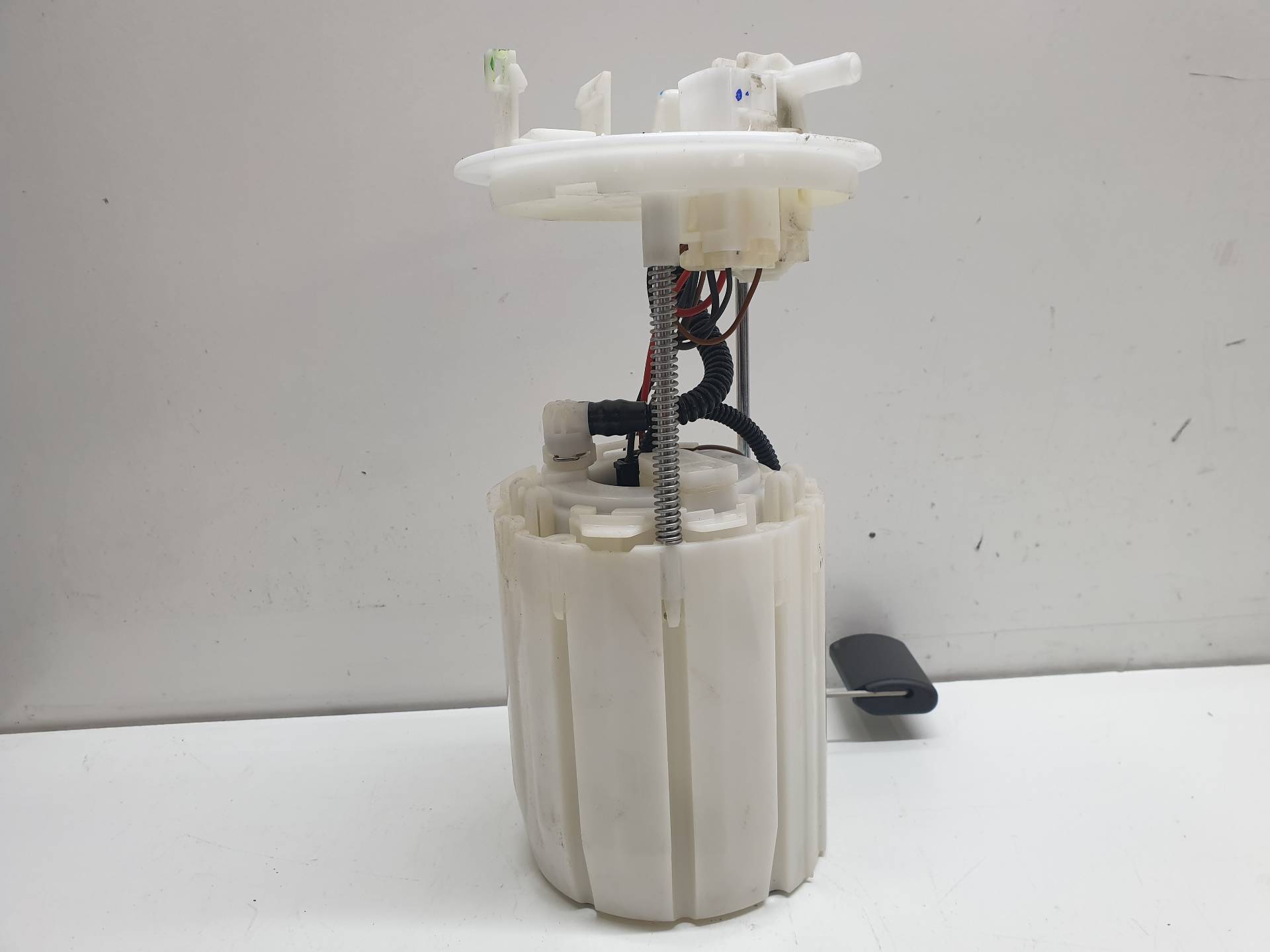 KIA Picanto 2 generation (2011-2017) In Tank Fuel Pump 31110G6100 25568537