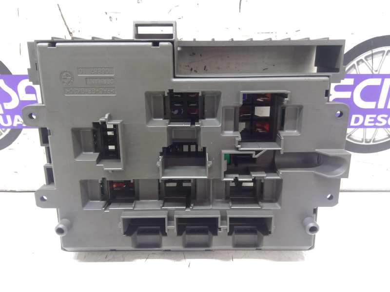 BMW 3 Series E90/E91/E92/E93 (2004-2013) Fuse Box 911944603 24317065