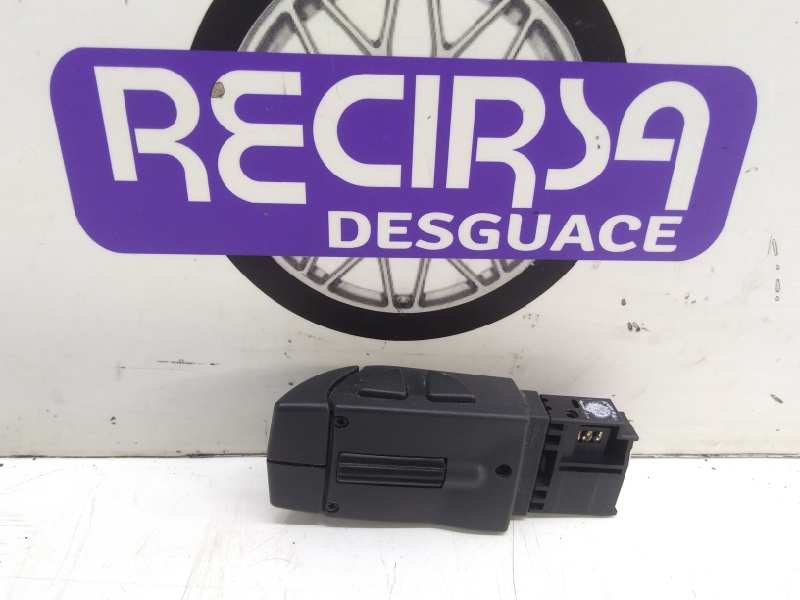 RENAULT Trafic 2 generation (2001-2015) Switches 8200950420 24345585